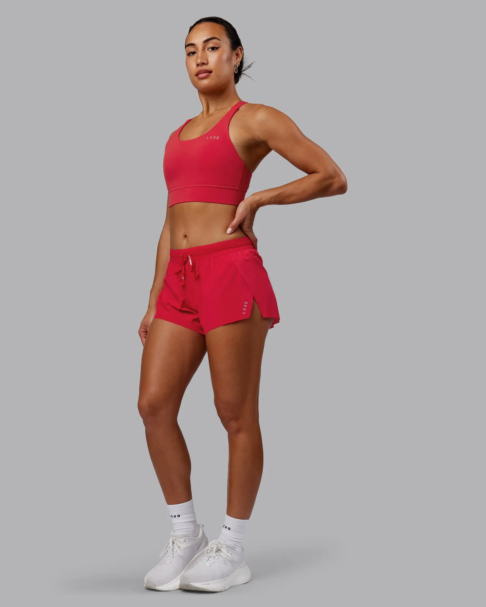 Accelerate Sports Bra - Scarlet