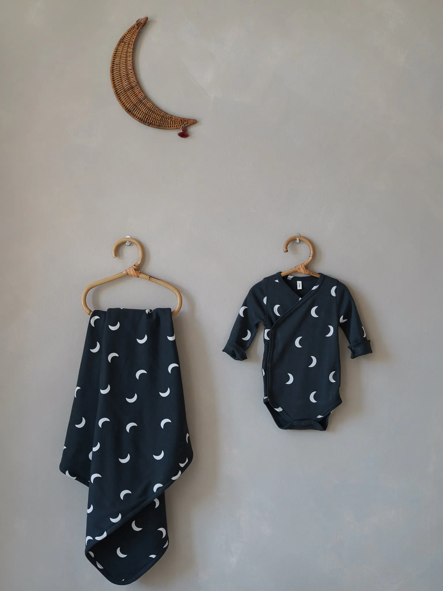 Black Midnight Reversible Blanket