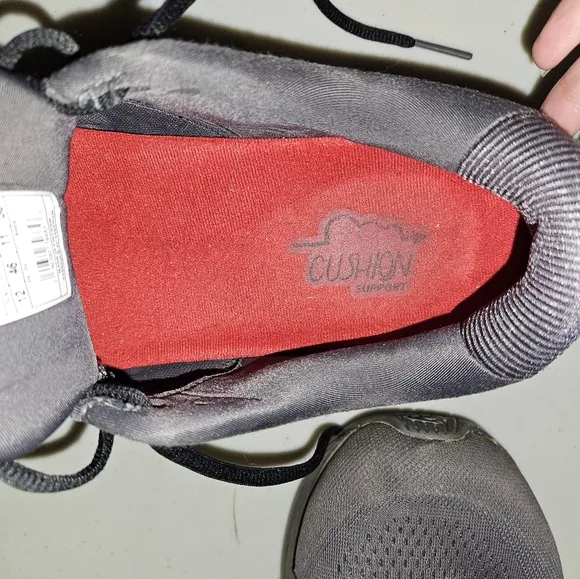 Brooks Addiction 14 size 12 Extra Wide