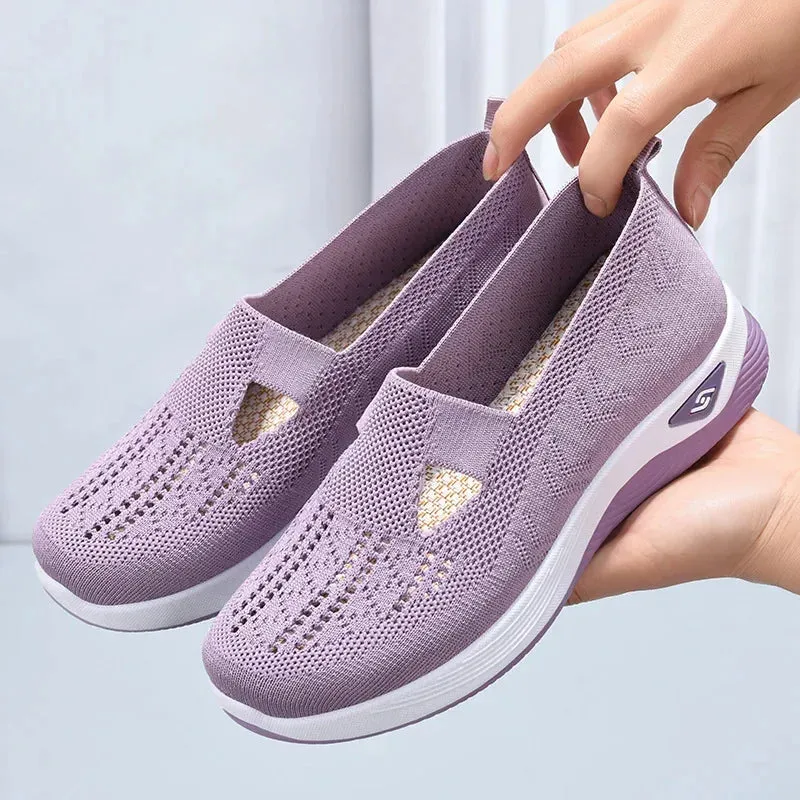 Cassie – Comfort-Focused Women's Orthopedic Shoes