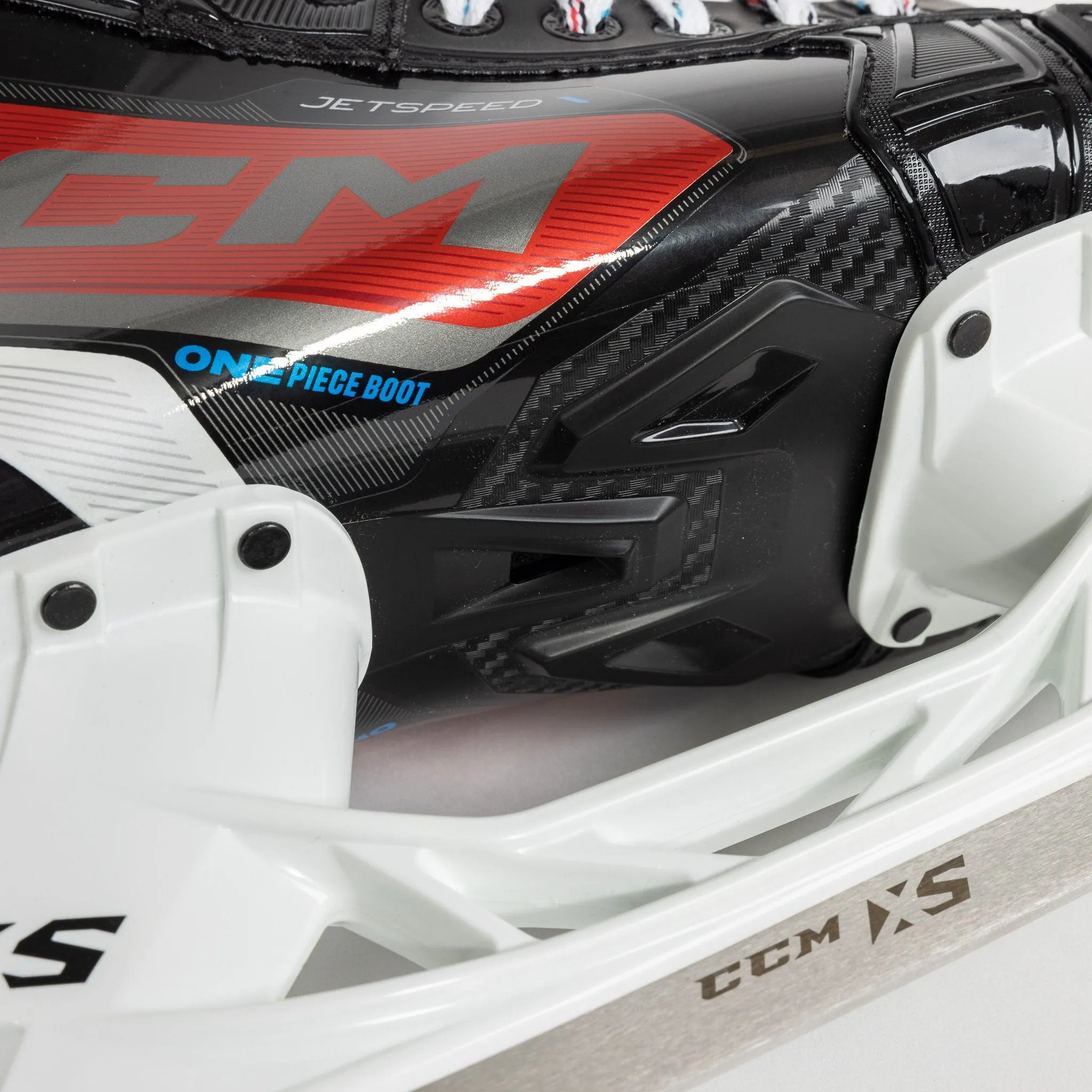 CCM Jetspeed FT670 Intermediate Hockey Skates