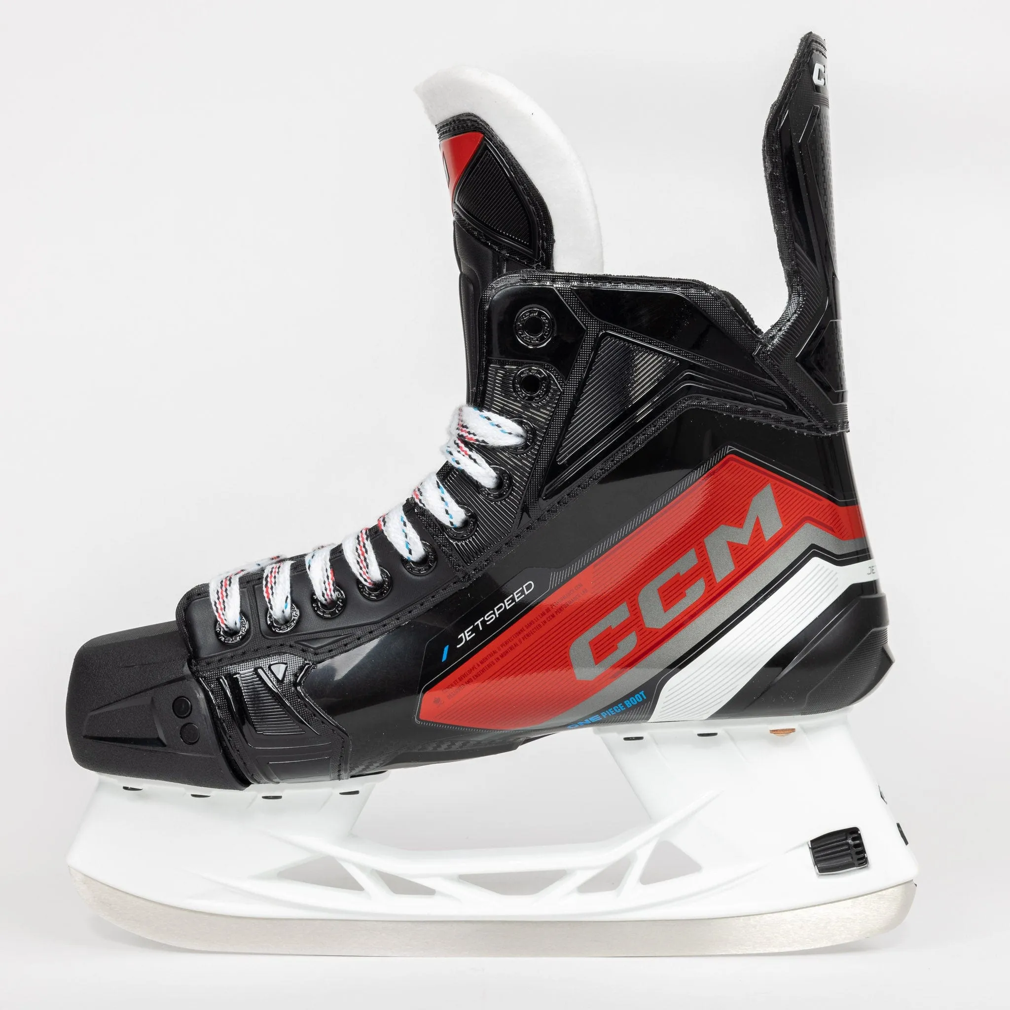 CCM Jetspeed FT670 Intermediate Hockey Skates