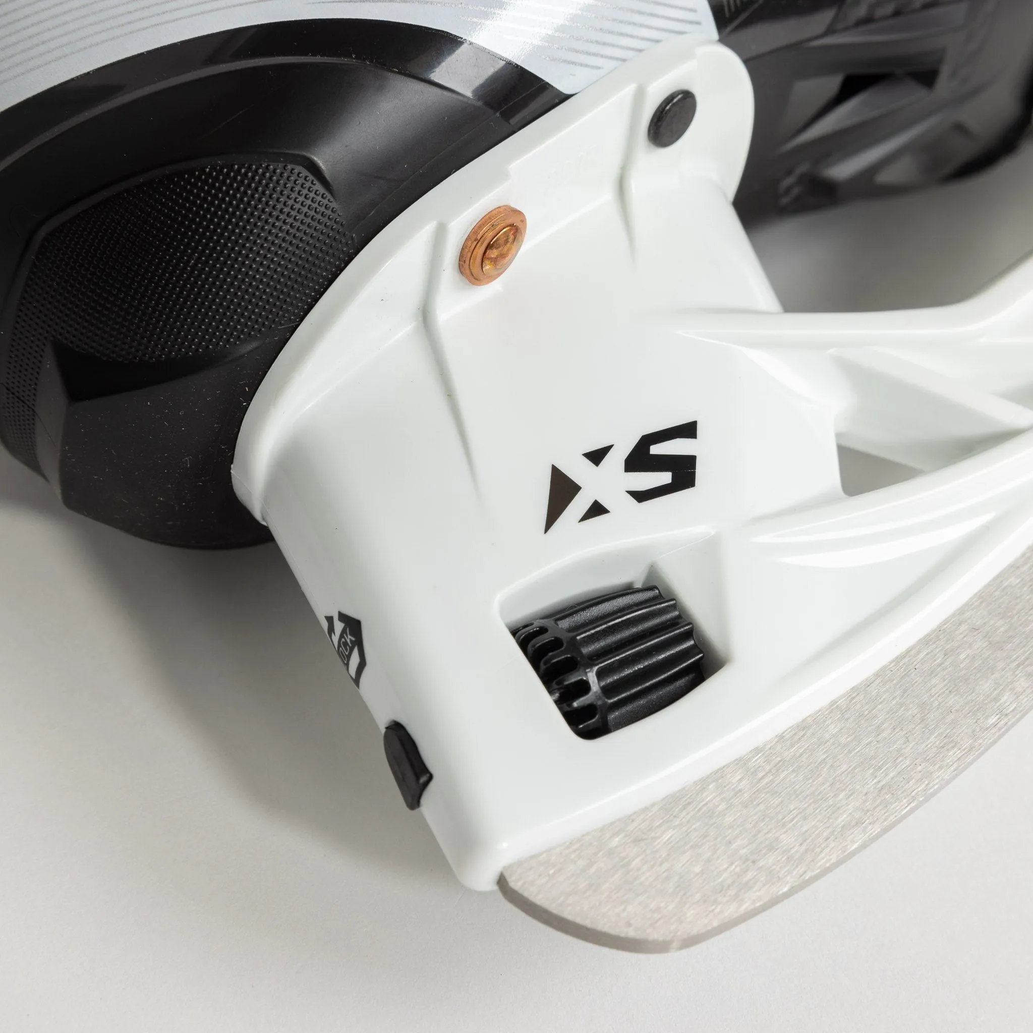 CCM Jetspeed FT670 Junior Hockey Skates