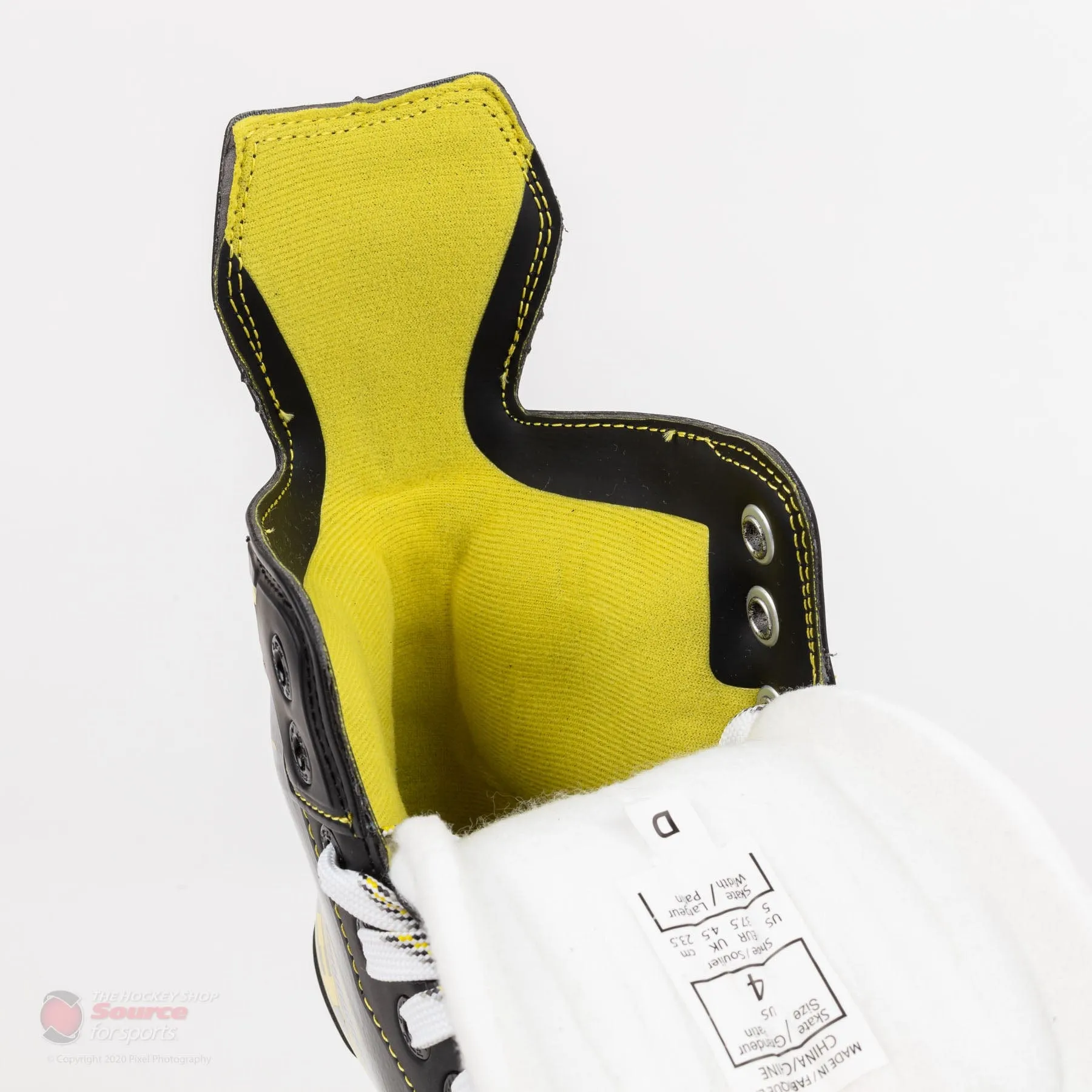 CCM Super Tacks 9370 Junior Hockey Skates