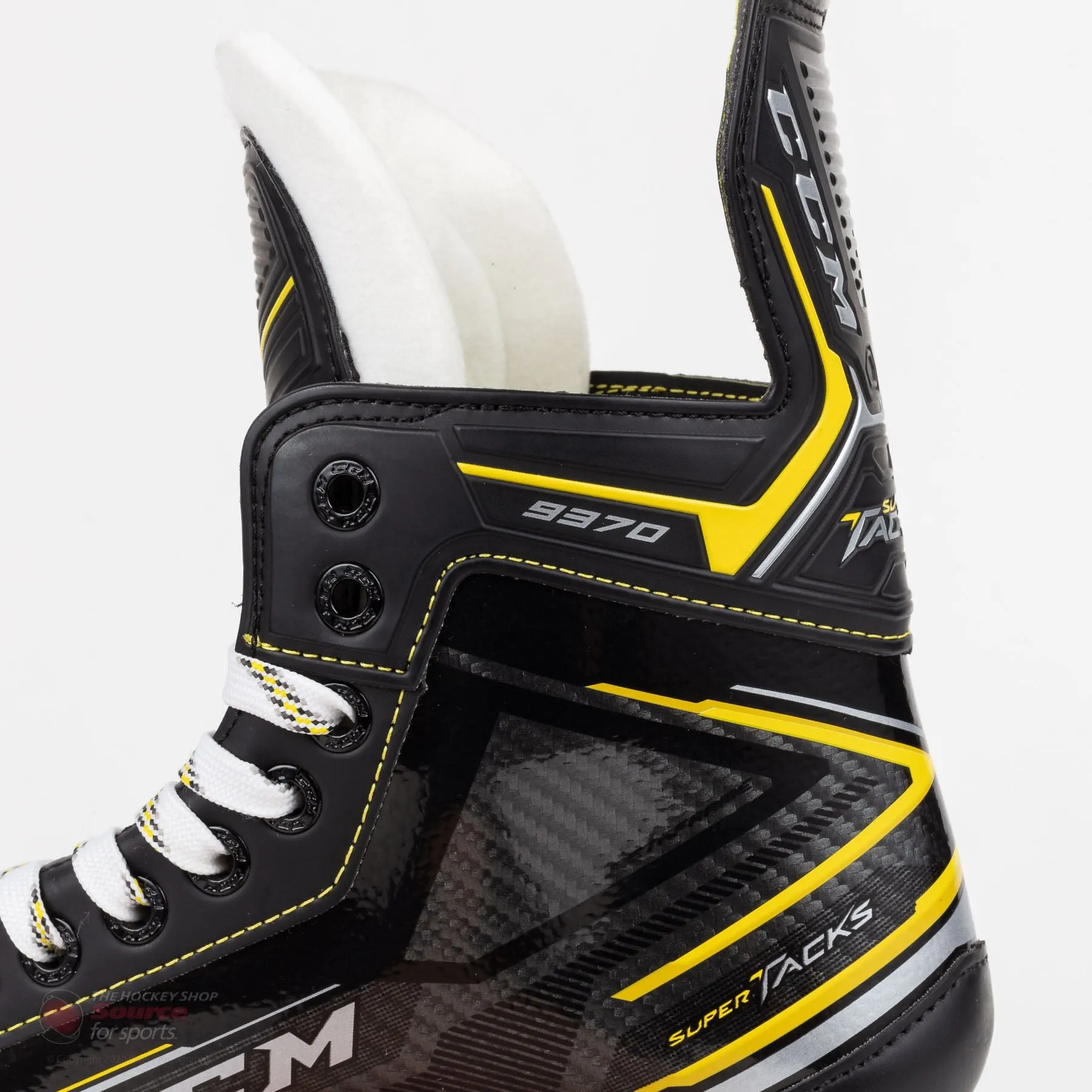 CCM Super Tacks 9370 Junior Hockey Skates