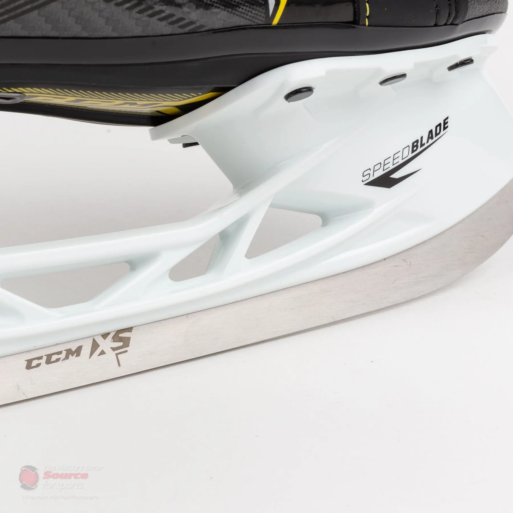 CCM Super Tacks 9370 Junior Hockey Skates