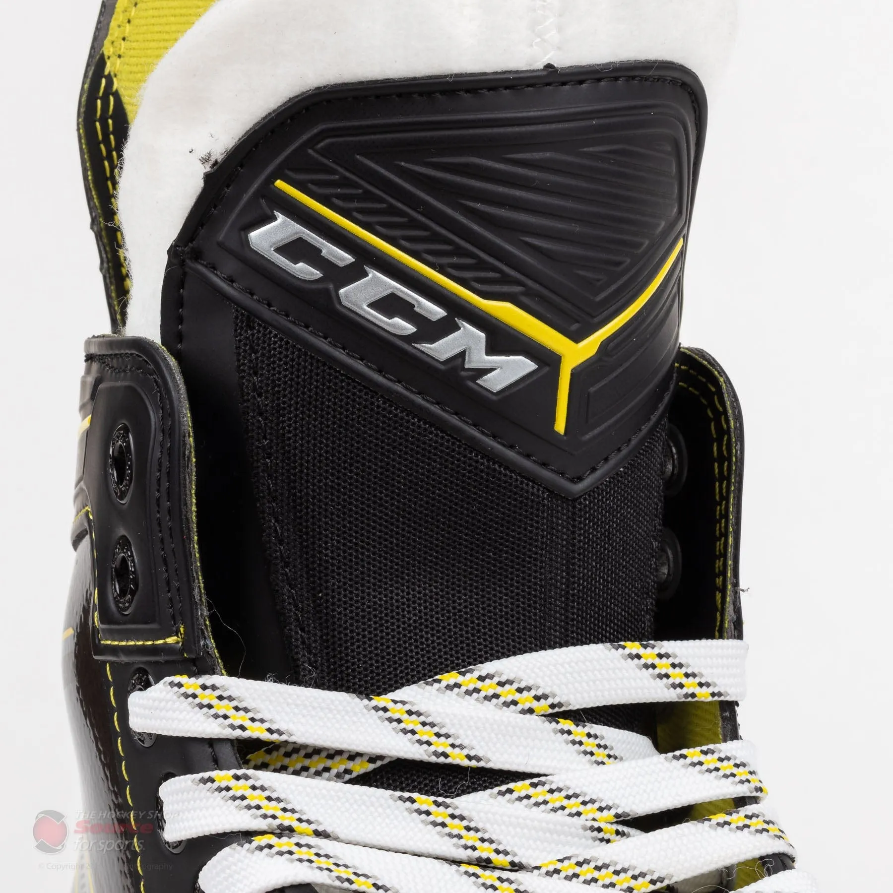 CCM Super Tacks 9370 Junior Hockey Skates