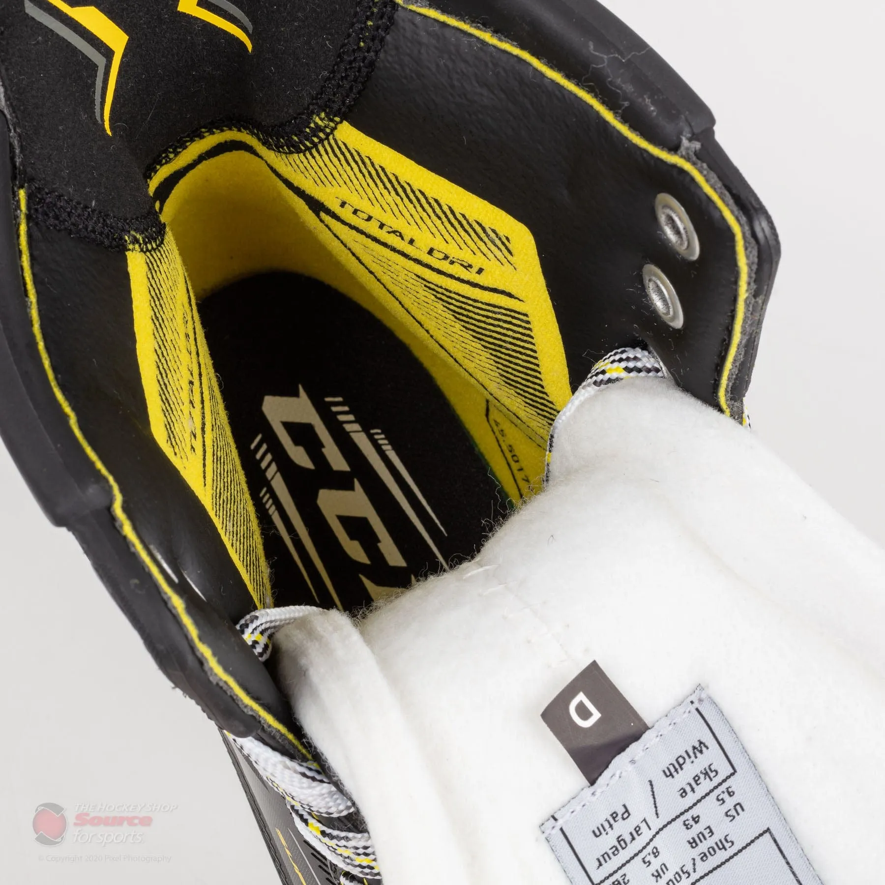 CCM Super Tacks 9380 Senior Hockey Skates