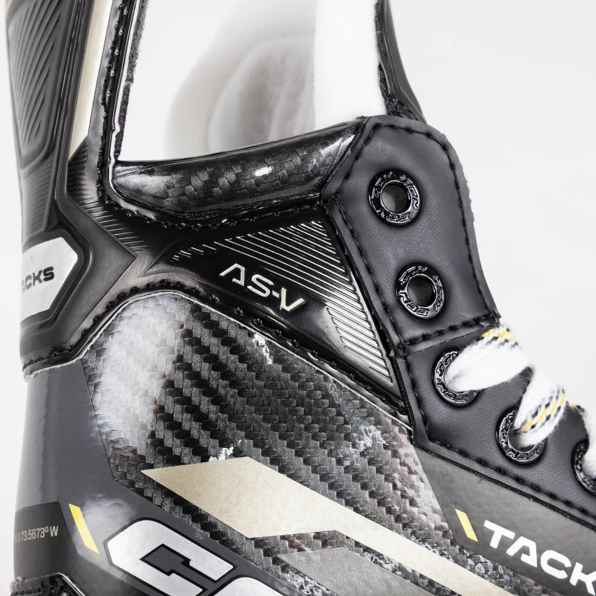 CCM Tacks AS-V Youth Hockey Skates