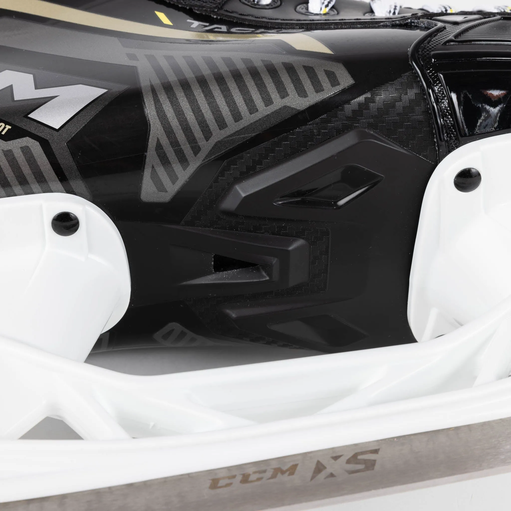 CCM Tacks AS570 Intermediate Hockey Skates