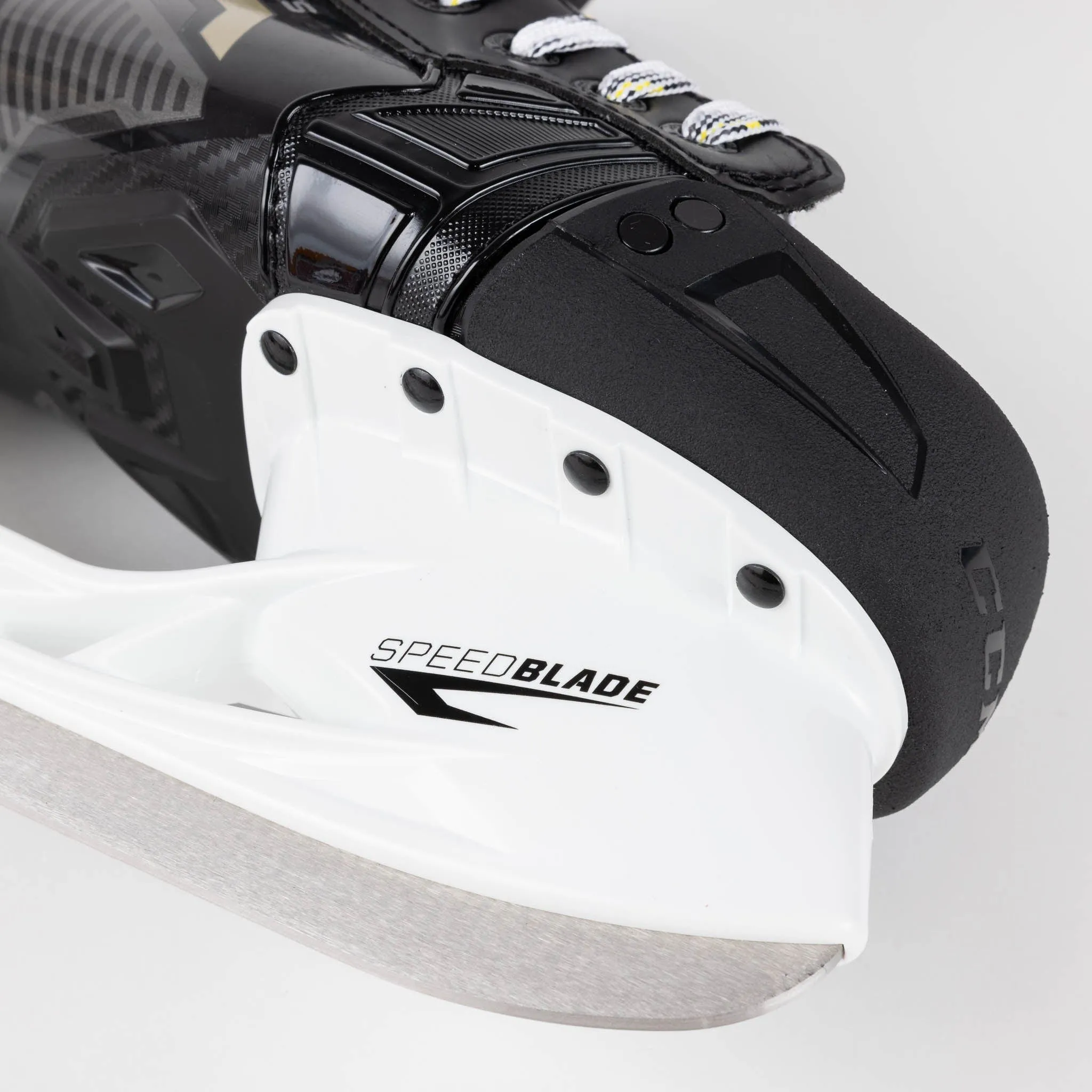 CCM Tacks AS570 Intermediate Hockey Skates