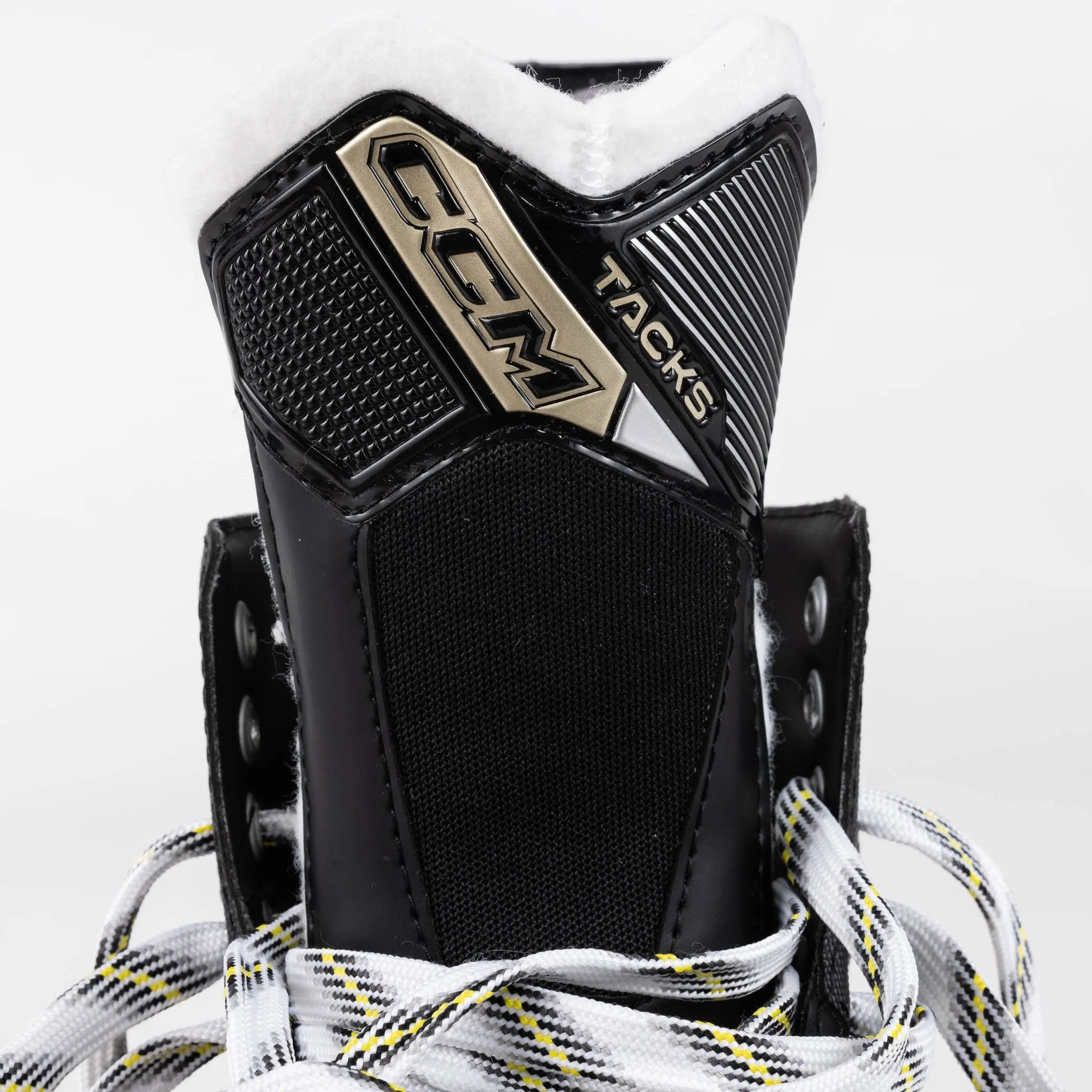 CCM Tacks AS570 Intermediate Hockey Skates