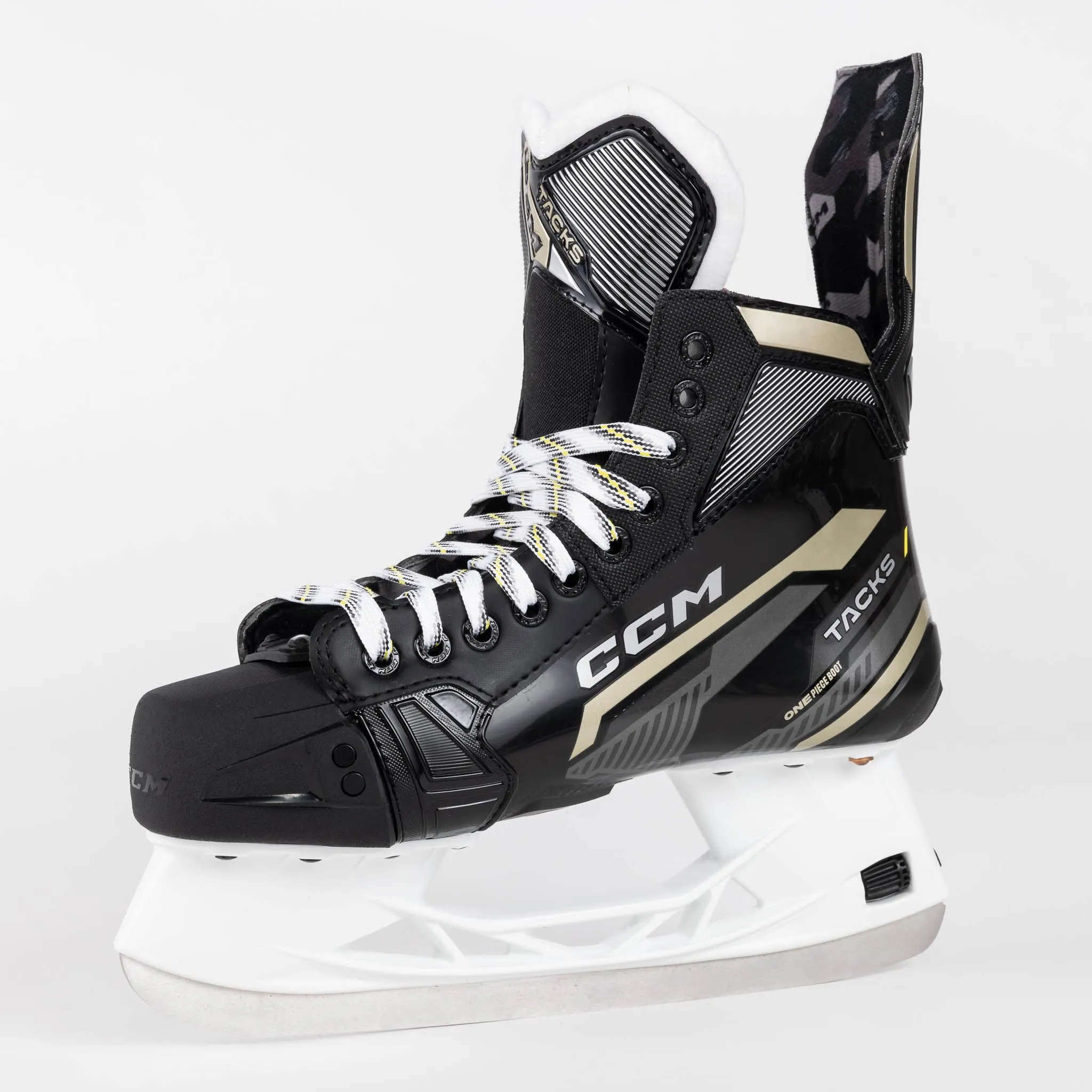 CCM Tacks AS570 Intermediate Hockey Skates