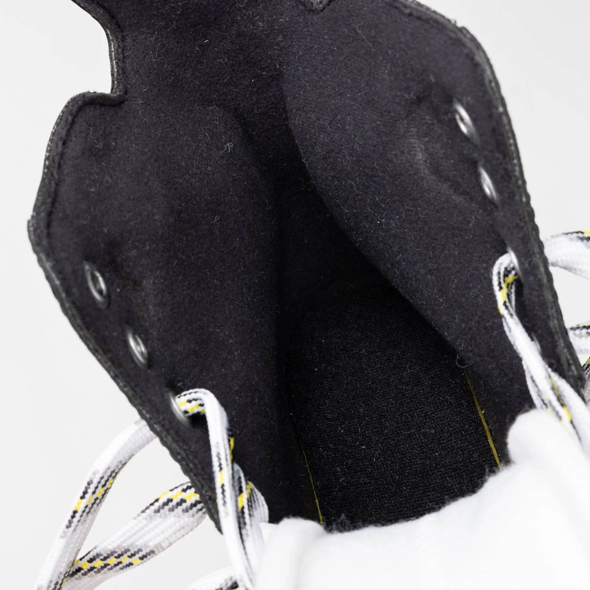 CCM Tacks AS570 Junior Hockey Skates