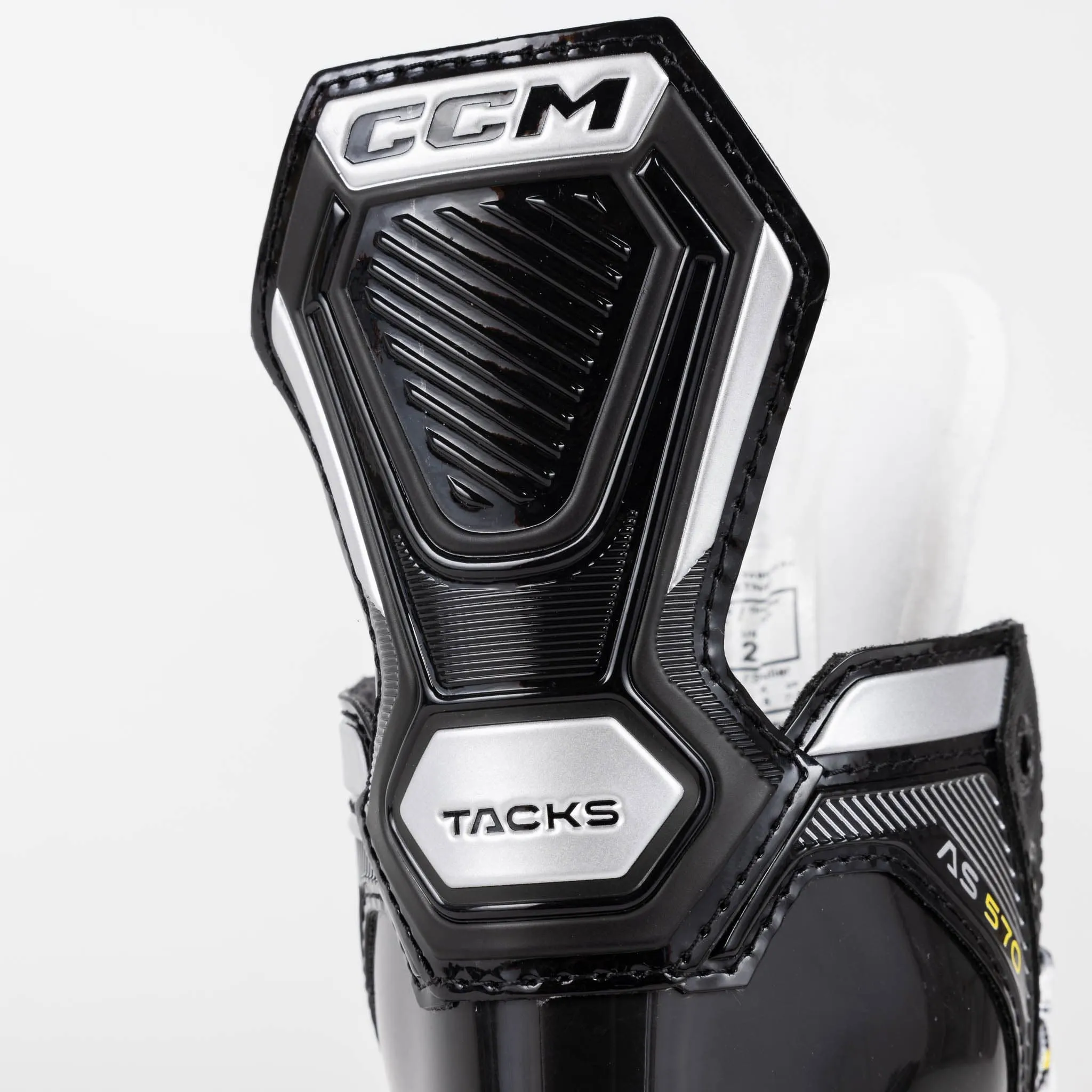 CCM Tacks AS570 Junior Hockey Skates