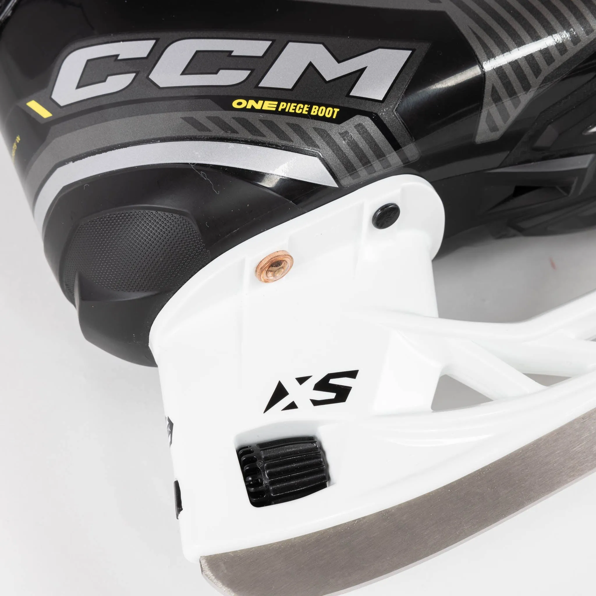 CCM Tacks AS580 Junior Hockey Skates
