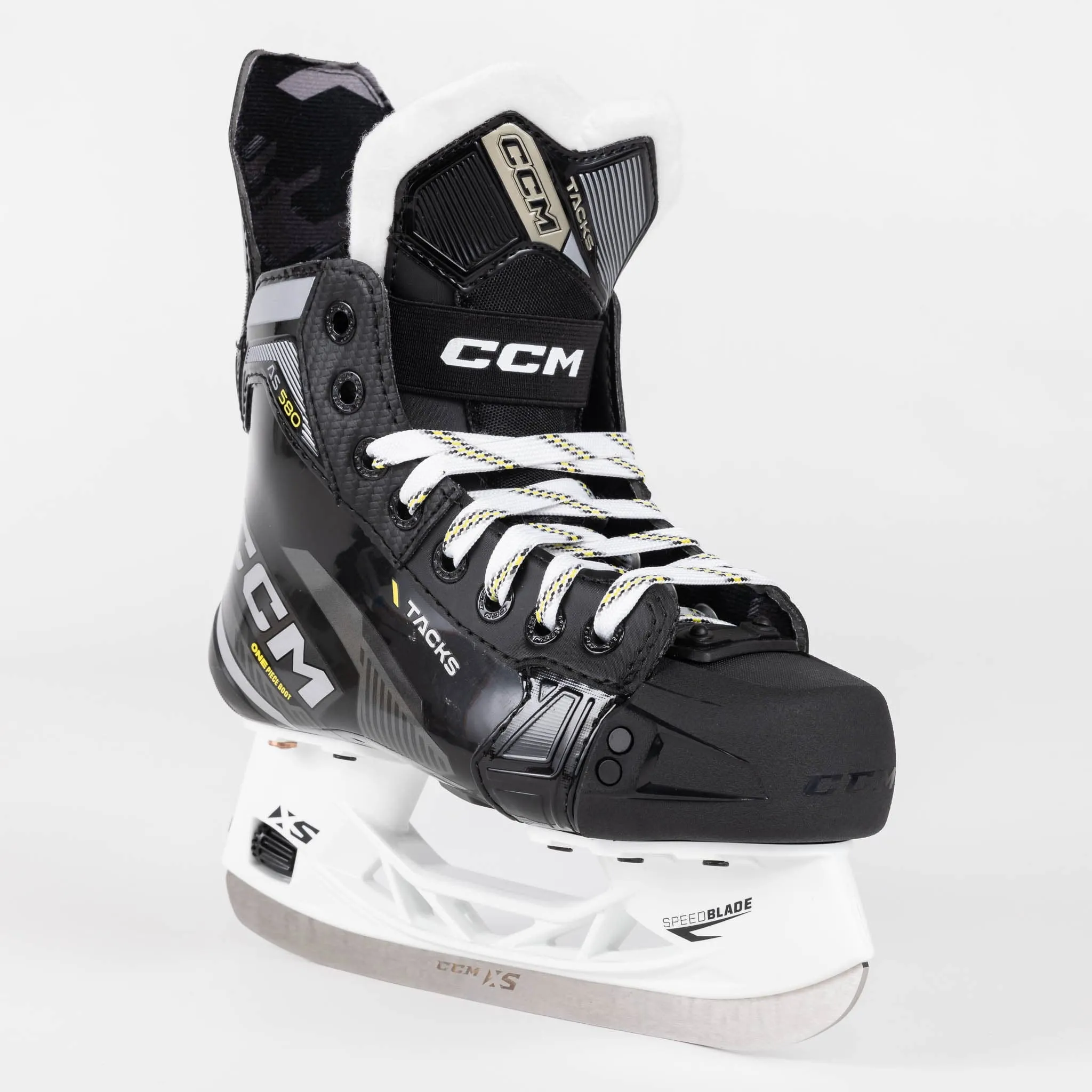 CCM Tacks AS580 Junior Hockey Skates