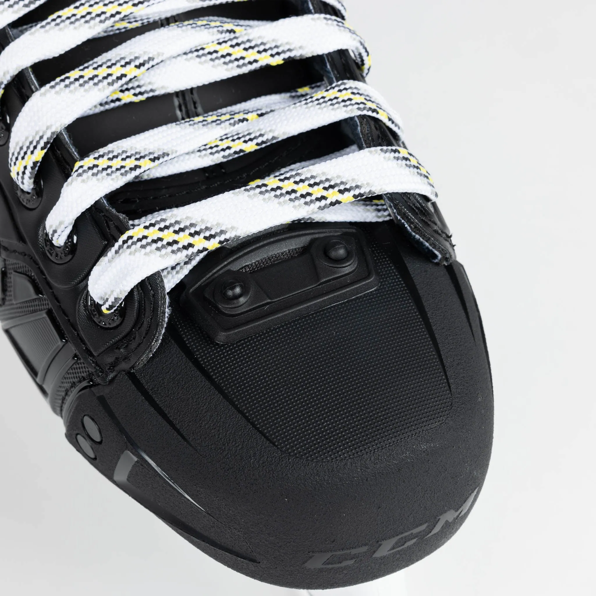 CCM Tacks AS590 Intermediate Hockey Skates