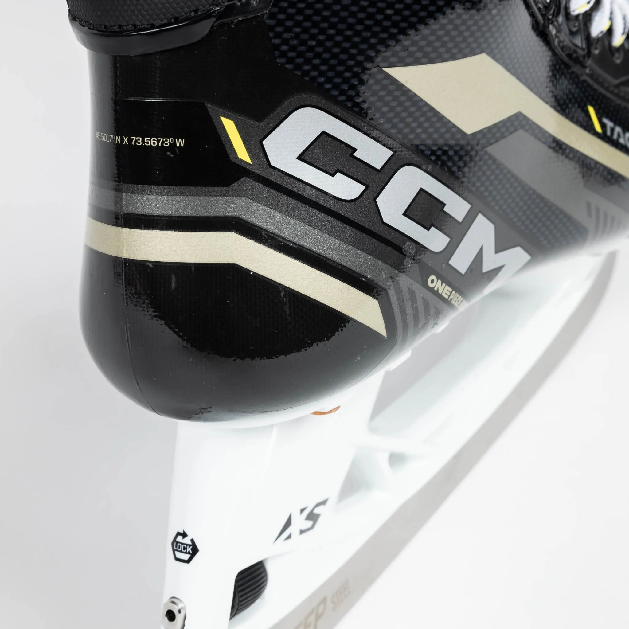 CCM Tacks AS590 Intermediate Hockey Skates