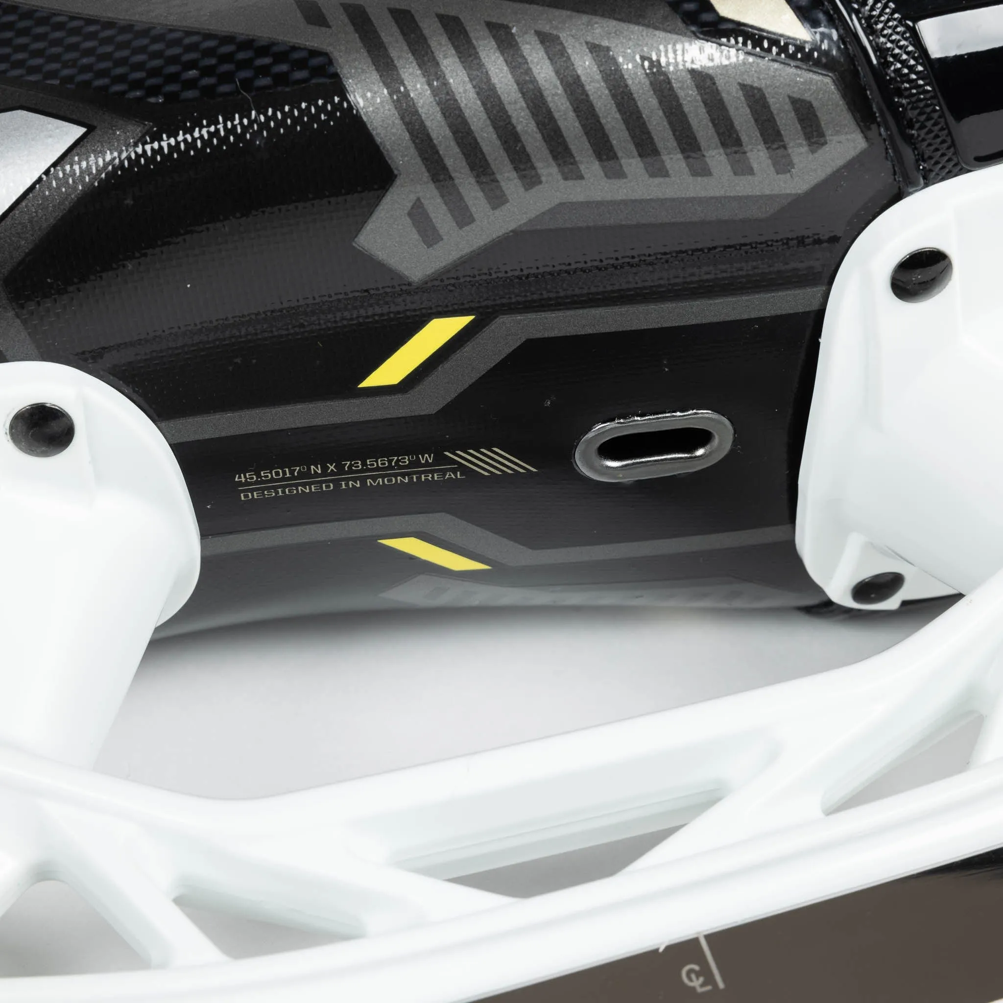 CCM Tacks AS590 Intermediate Hockey Skates