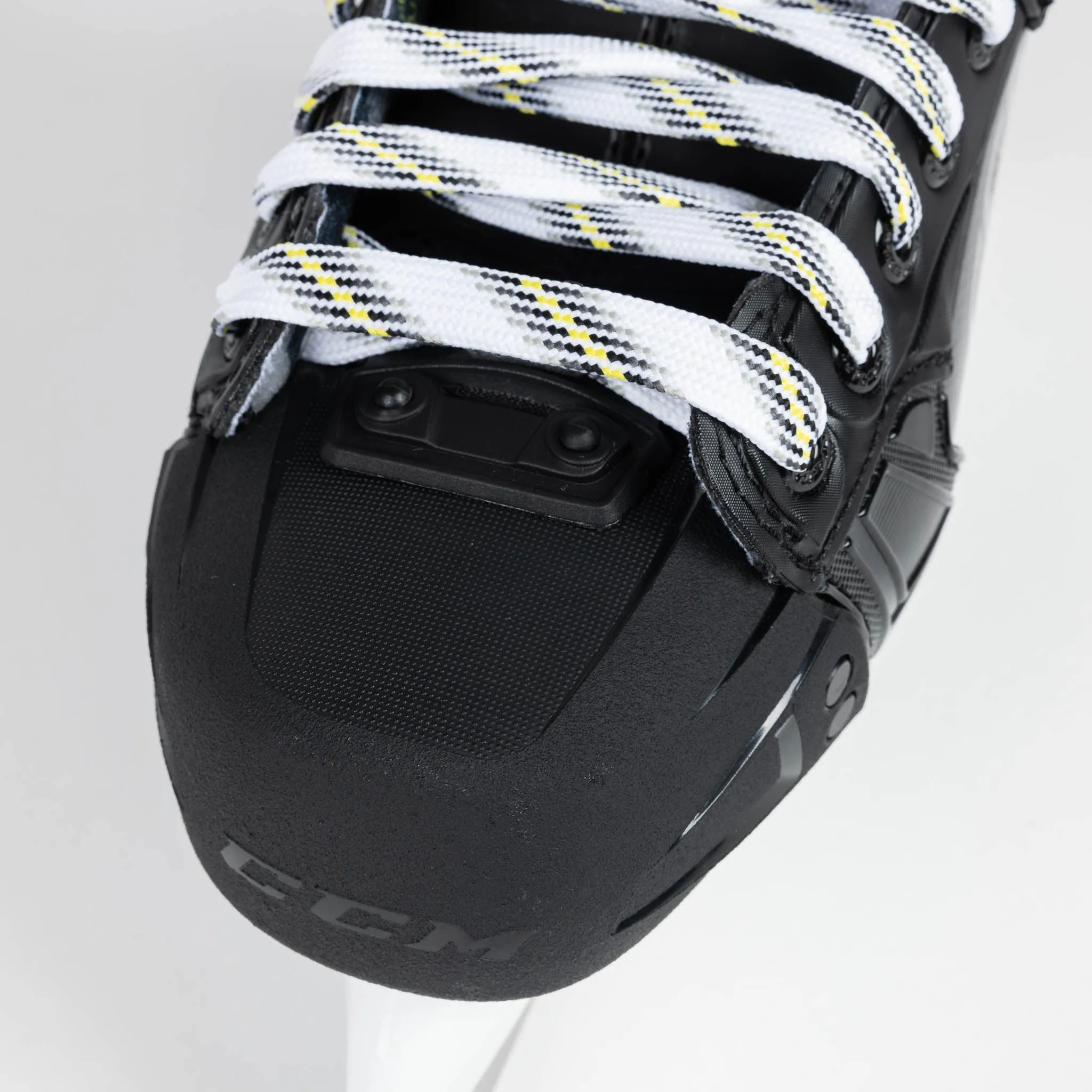CCM Tacks AS590 Intermediate Hockey Skates