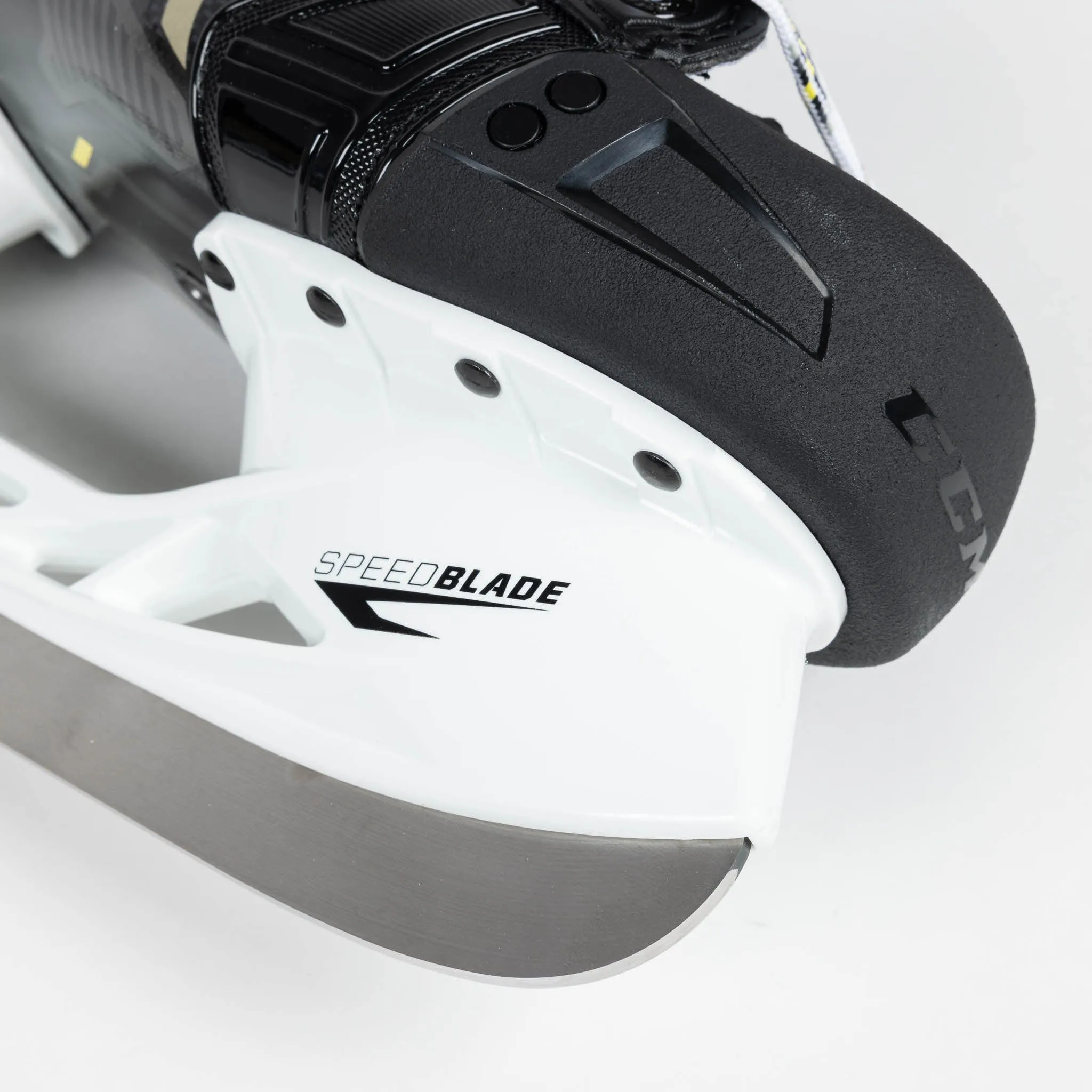 CCM Tacks AS590 Intermediate Hockey Skates