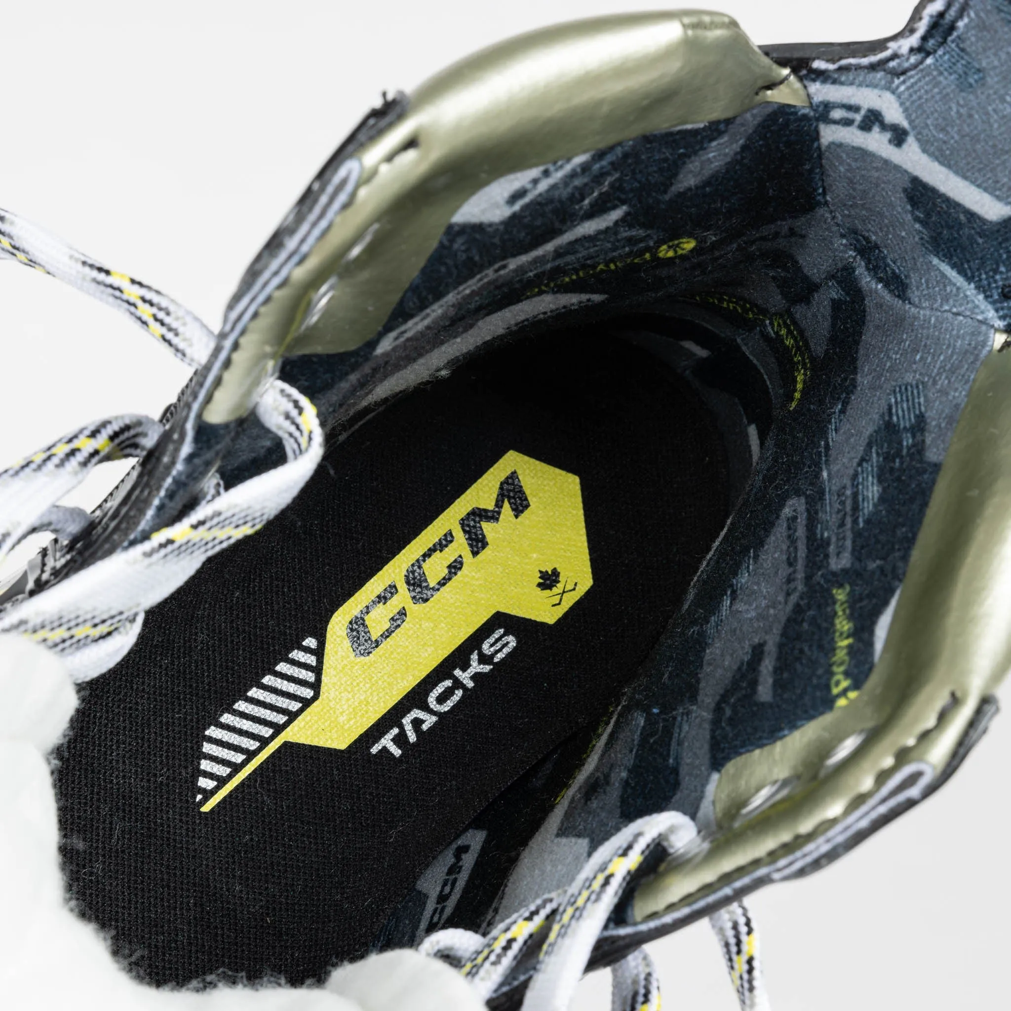 CCM Tacks AS590 Intermediate Hockey Skates