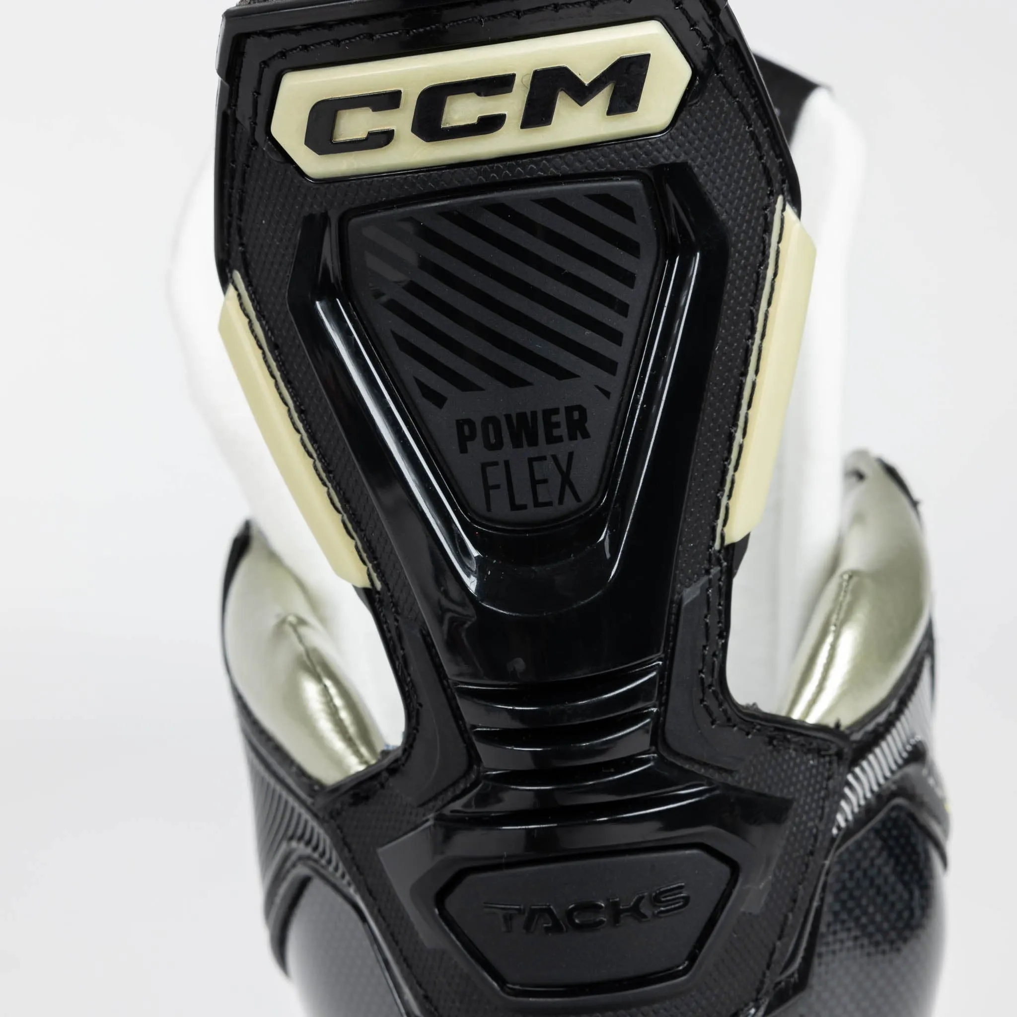 CCM Tacks AS590 Intermediate Hockey Skates