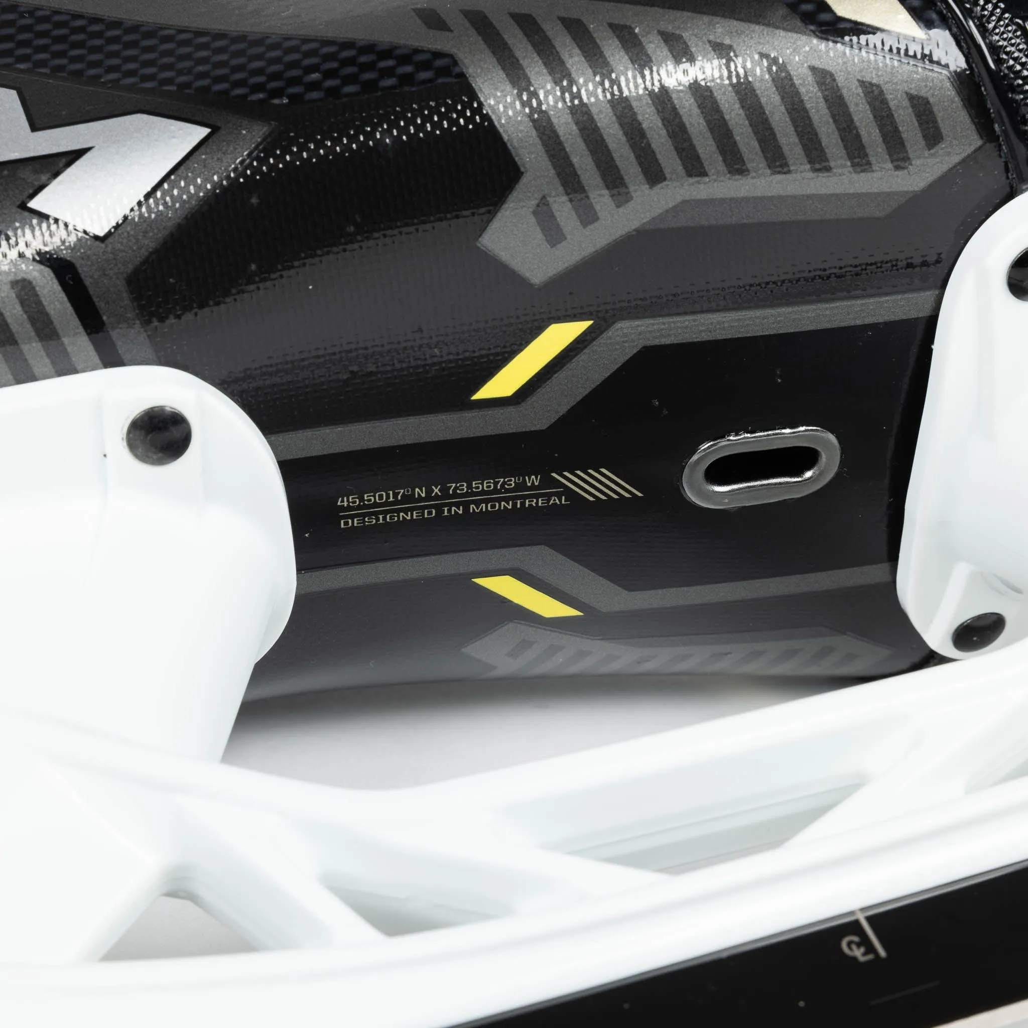 CCM Tacks AS590 Intermediate Hockey Skates
