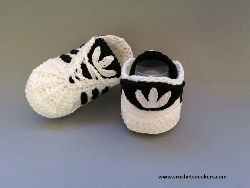Crochet baby shoes, ZARAZA baby booties