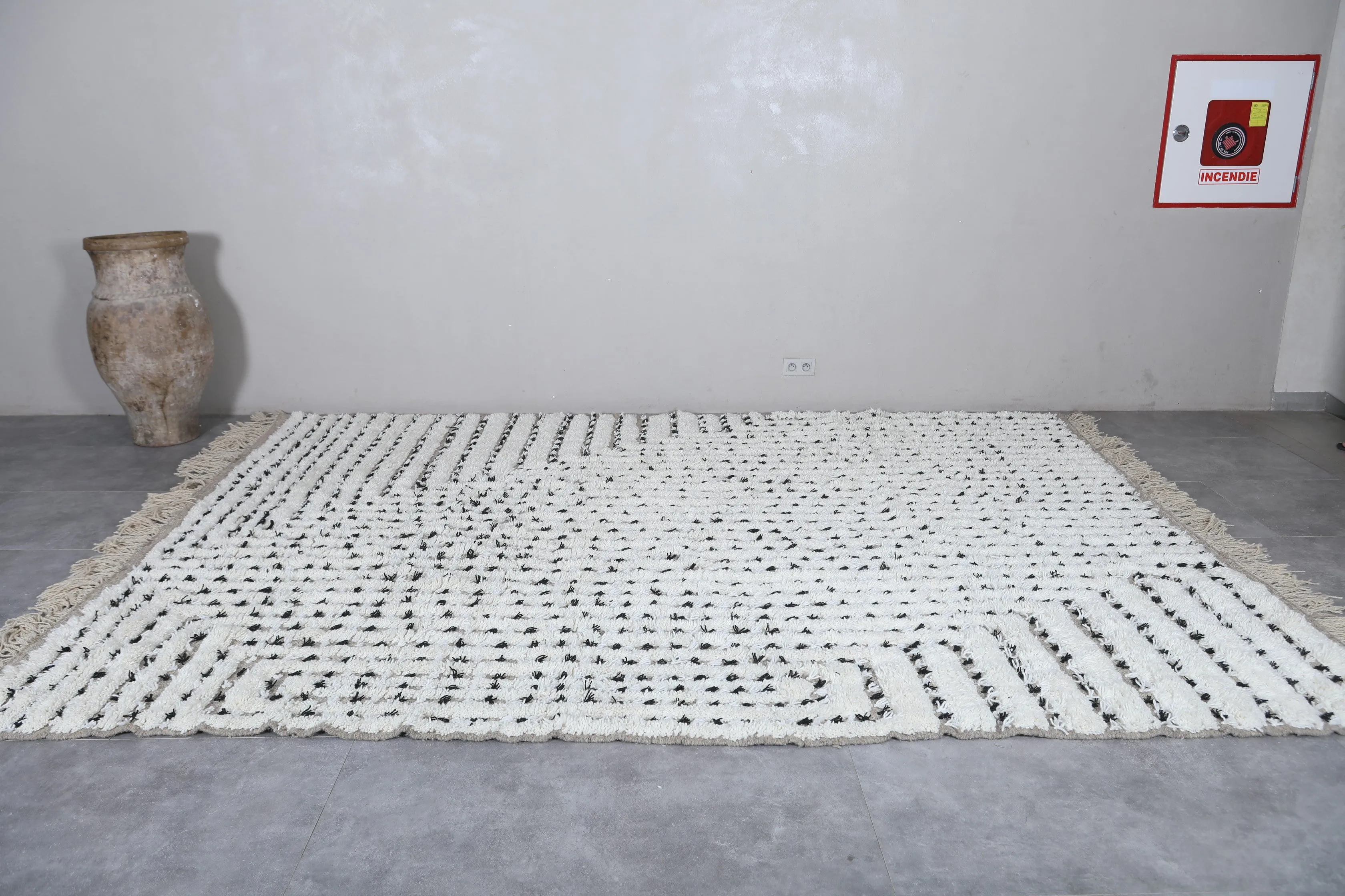 Custom Berber rug - Handmade Beniourain rug - Morocco rug