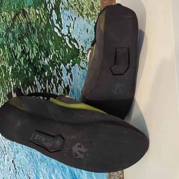 EVOLV-The Venga unisex kids shoe size US 13