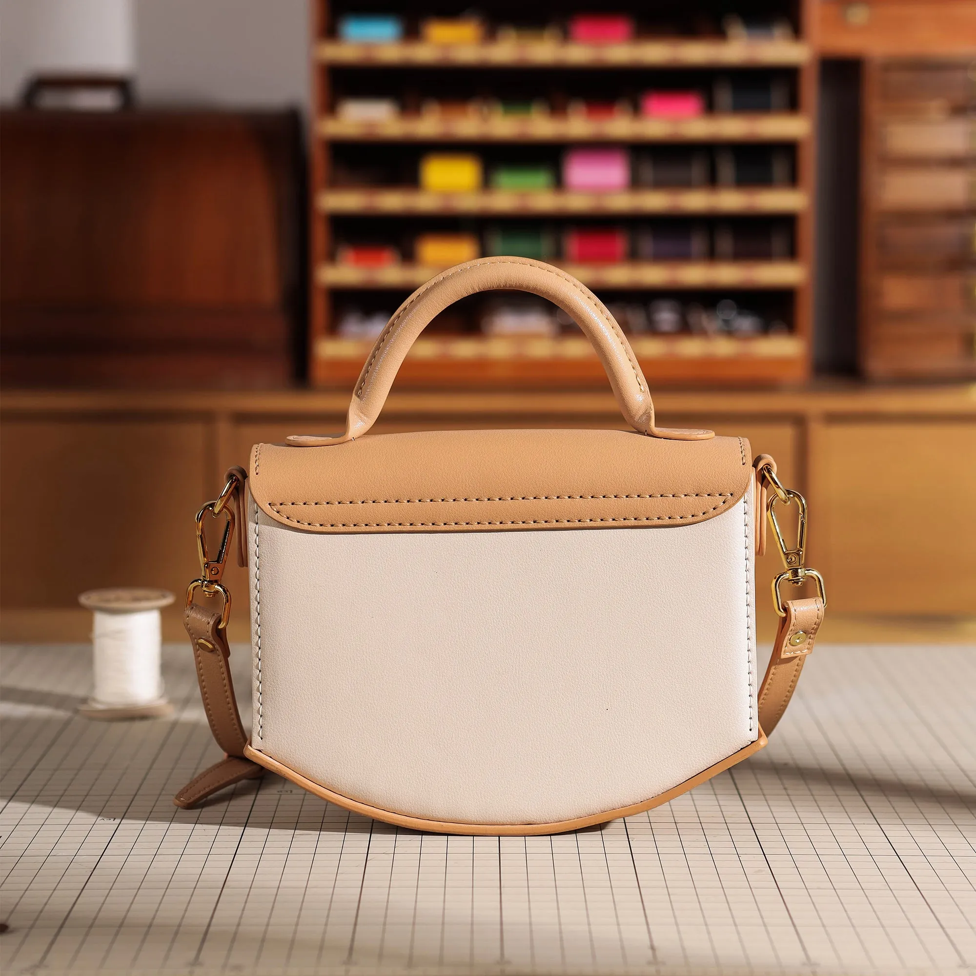 Fashion Round Buckle Leather Bag Kit
