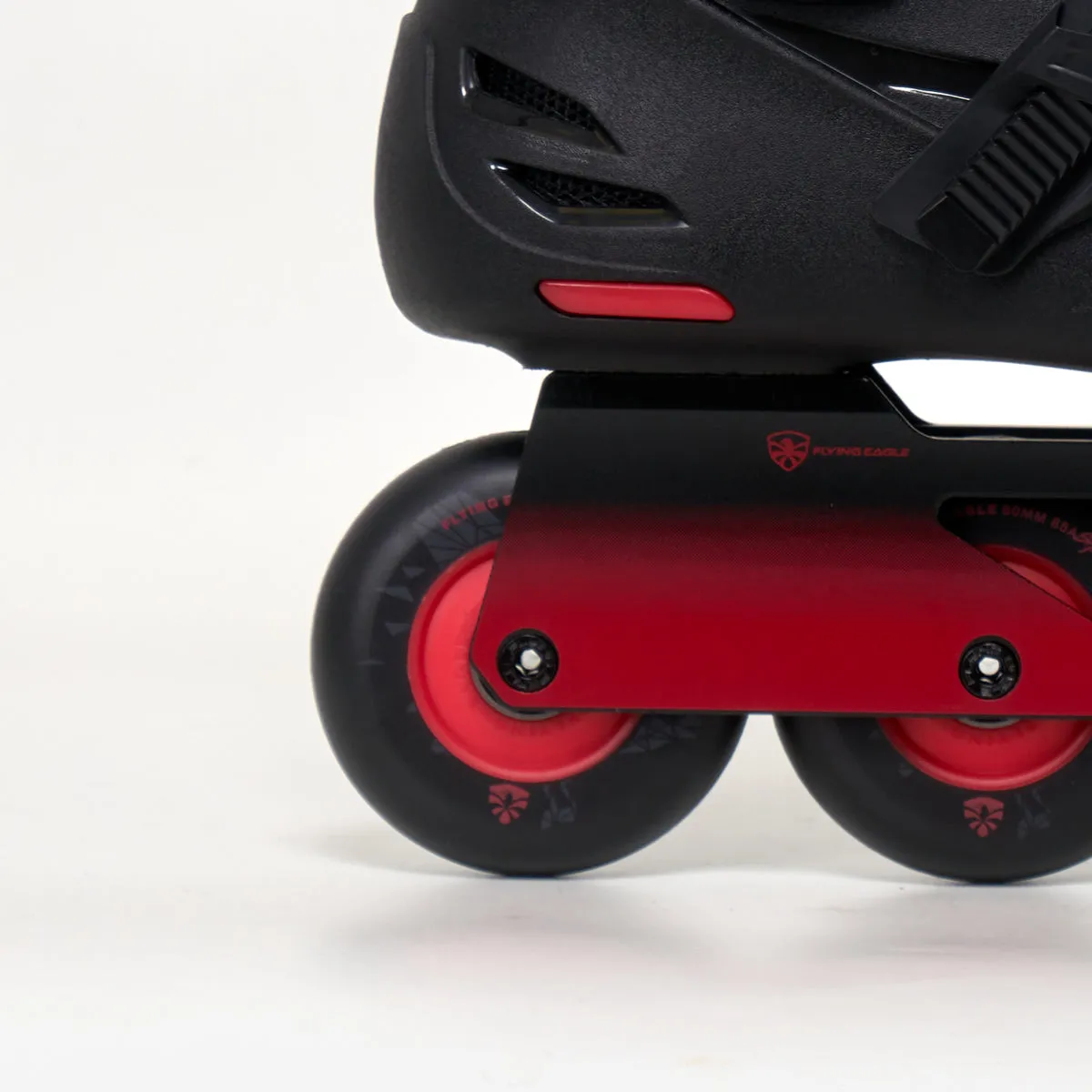 Flying Eagle F4   Raven Inline Skates - Unisex - Black