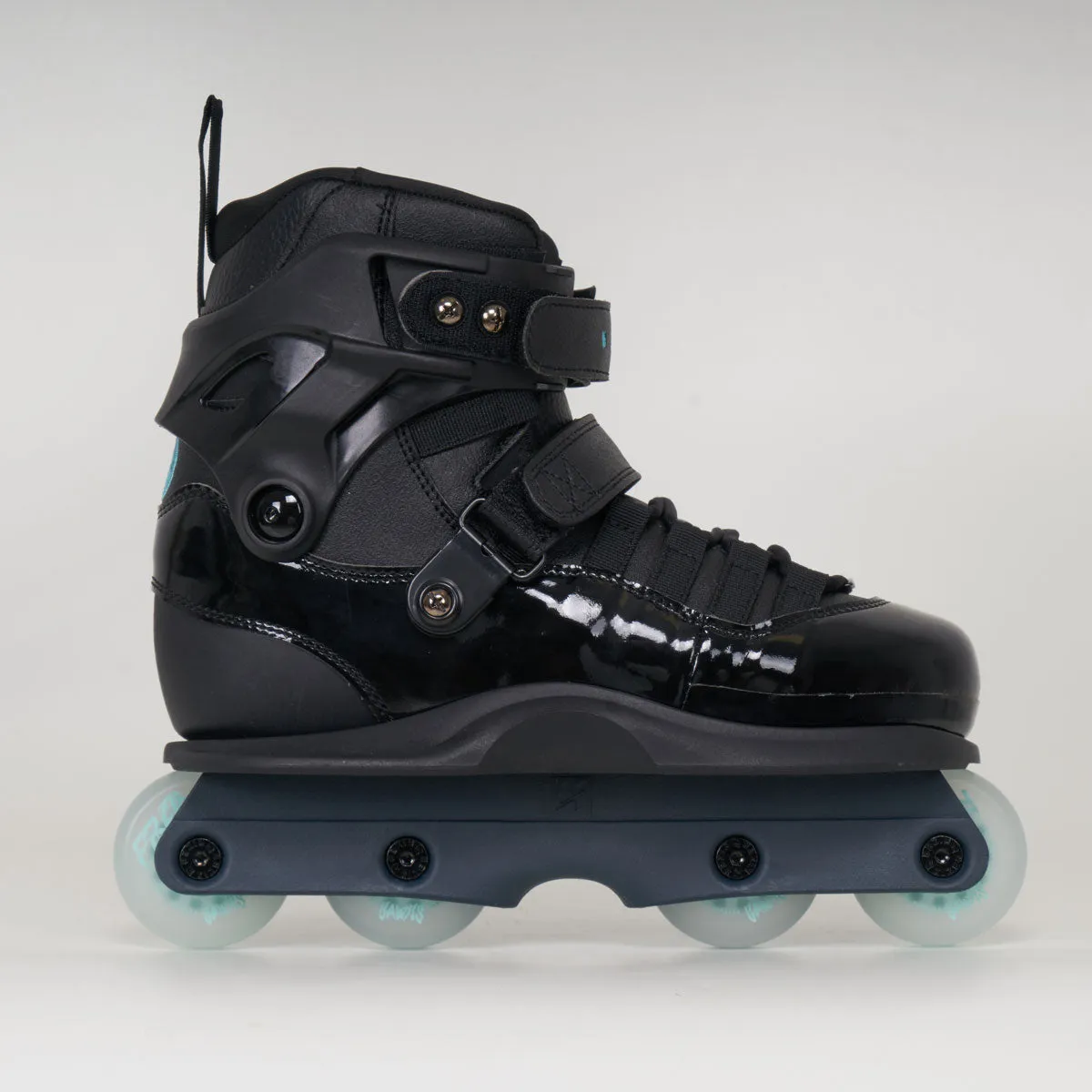 Gawds FM5 Franky Morales 5 Pro Skates - Black