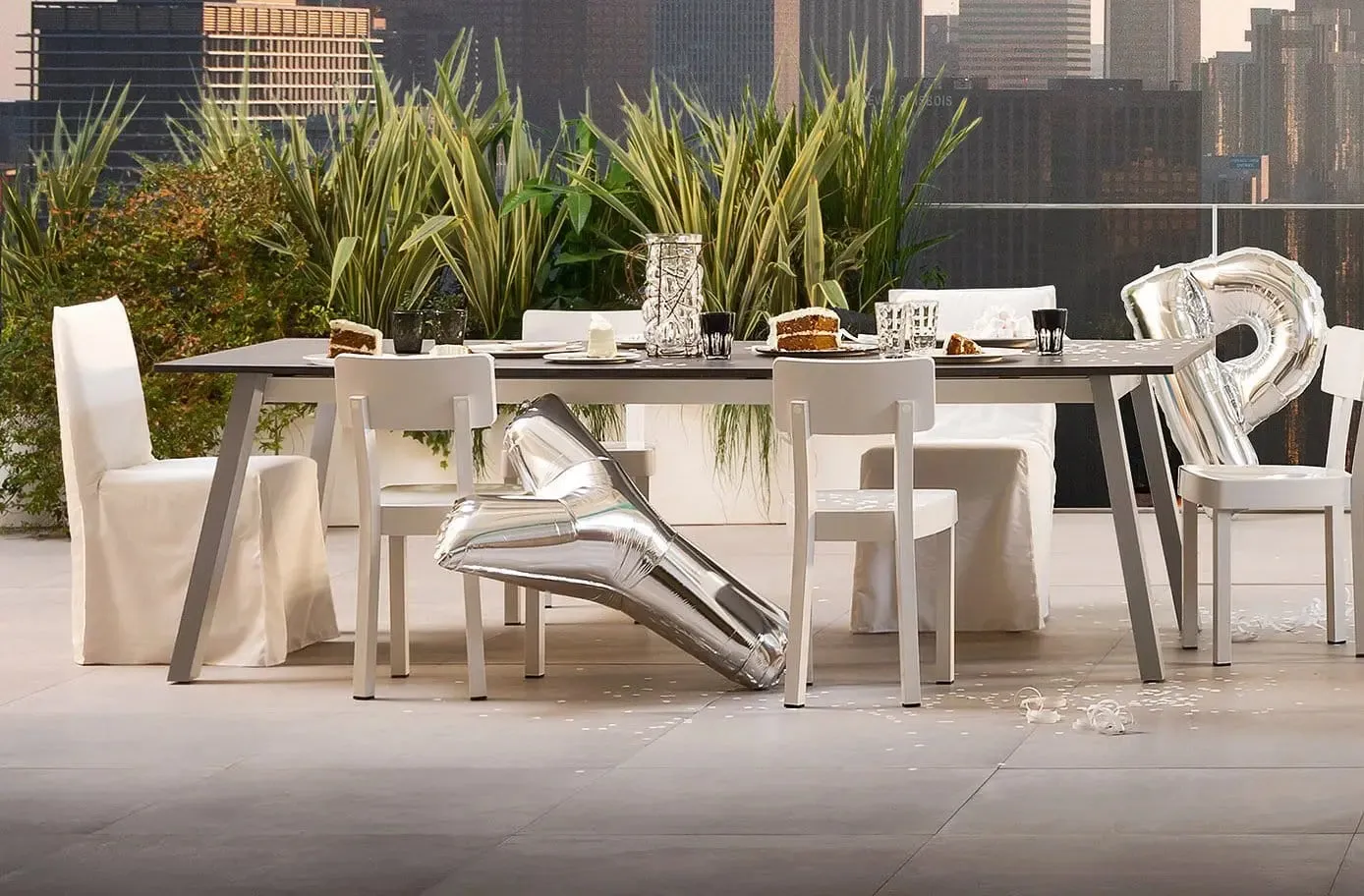 Ghost Out 23 - Outdoor Armchair