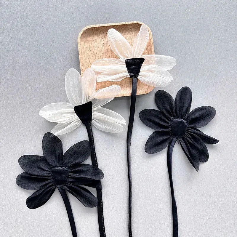 Handmade Lace Flower Brooch Set