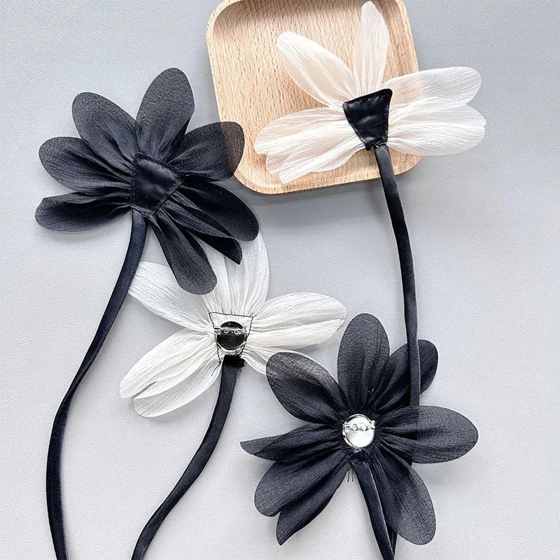 Handmade Lace Flower Brooch Set
