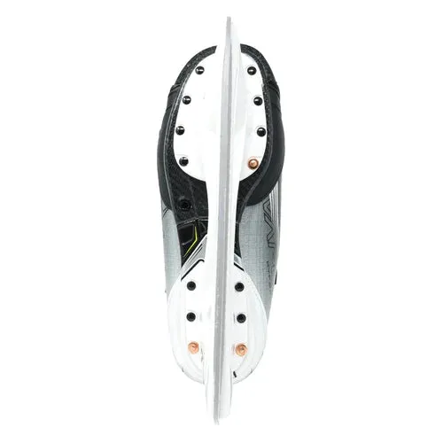 Intermediate Vapor Hyperlite 2 Hockey Skates with Fly-X Runner