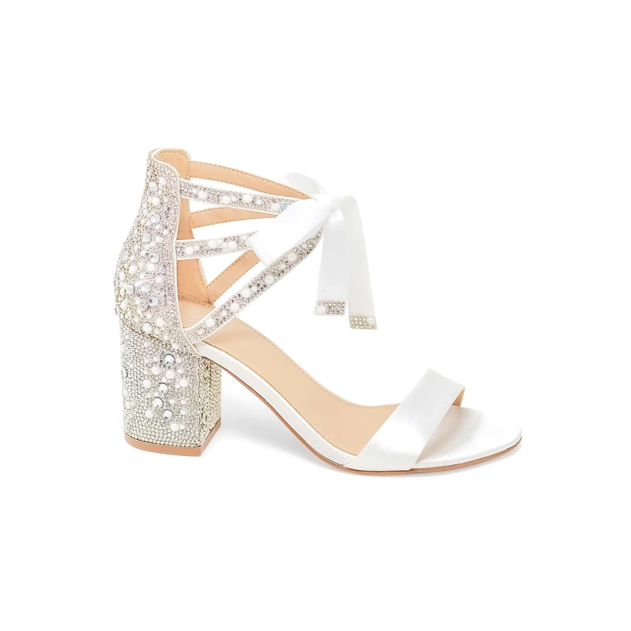 Lola Ivory
