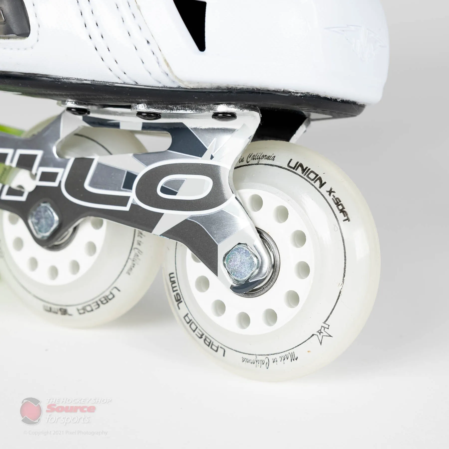 Mission Inhaler WM03 Junior Roller Hockey Skates