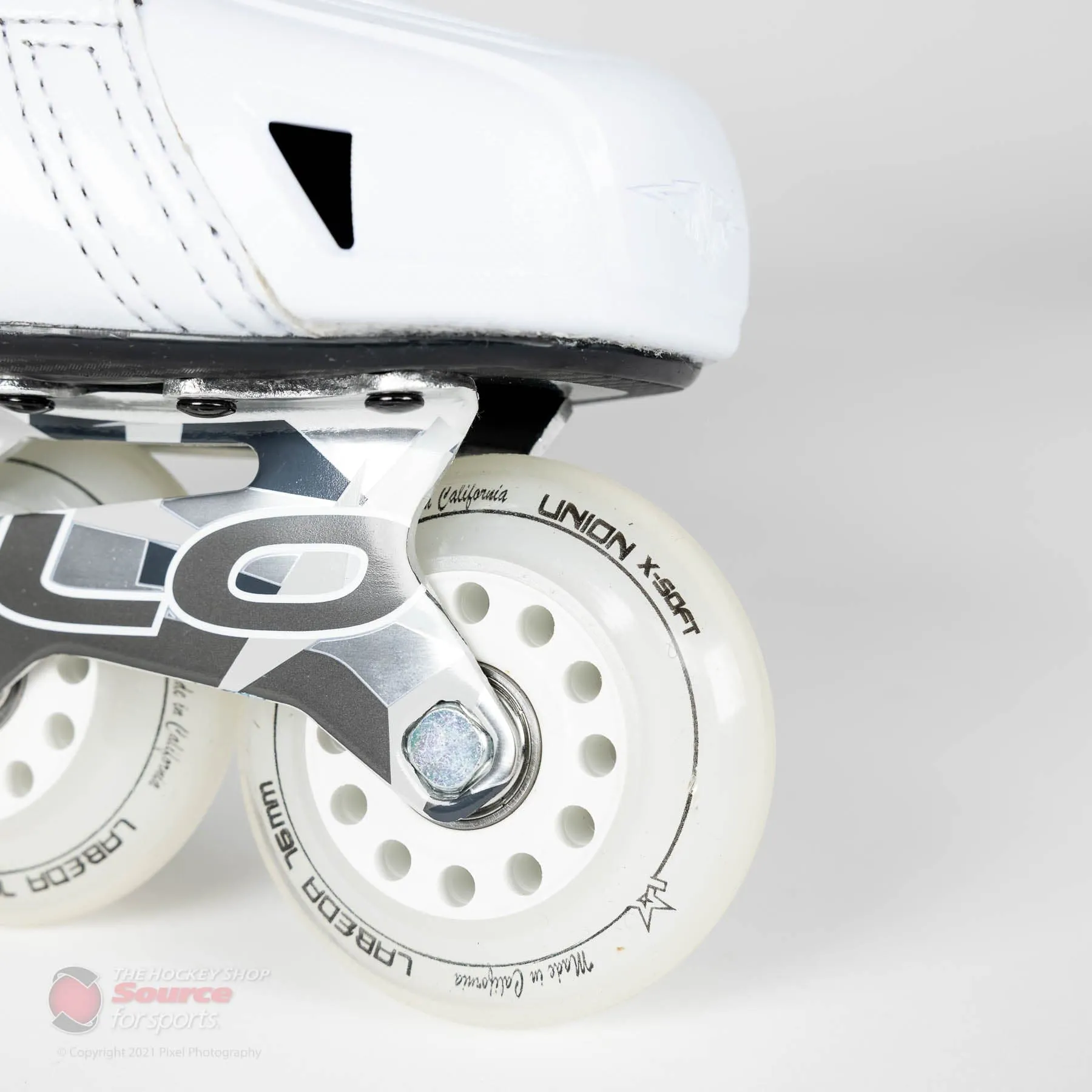 Mission Inhaler WM03 Junior Roller Hockey Skates