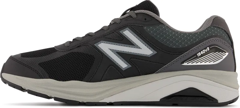 New Balance Men's 1540v3 Running Shoes in BLACK
