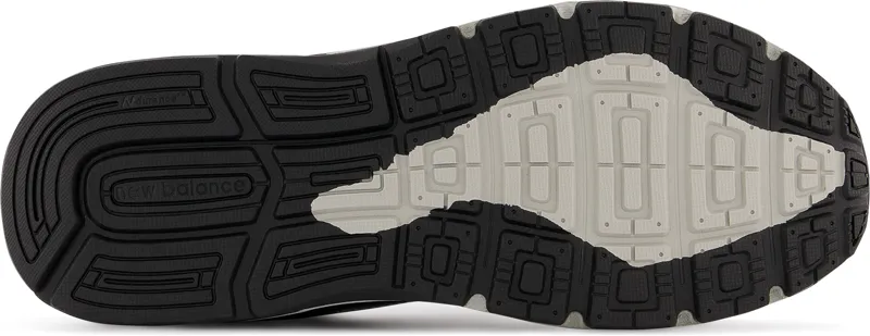 New Balance Men's 1540v3 Running Shoes in BLACK