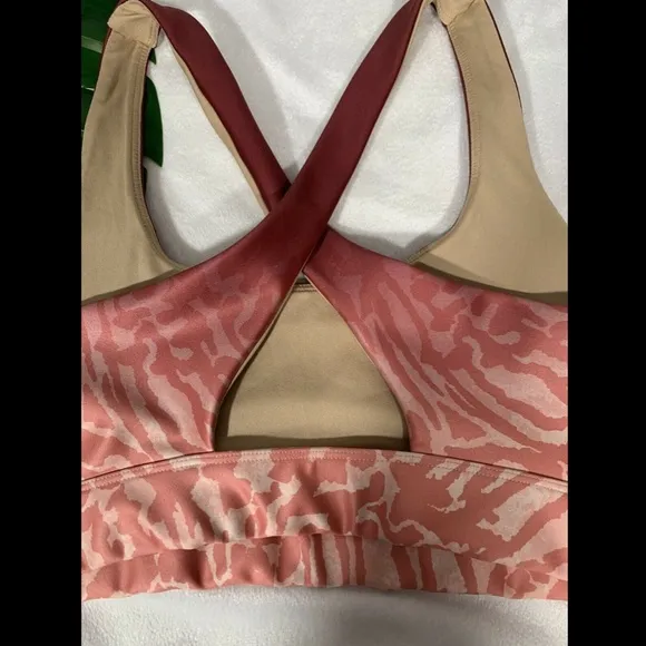 NEW Good American Ombré Cross Back‎ Sports Bra SZ 2