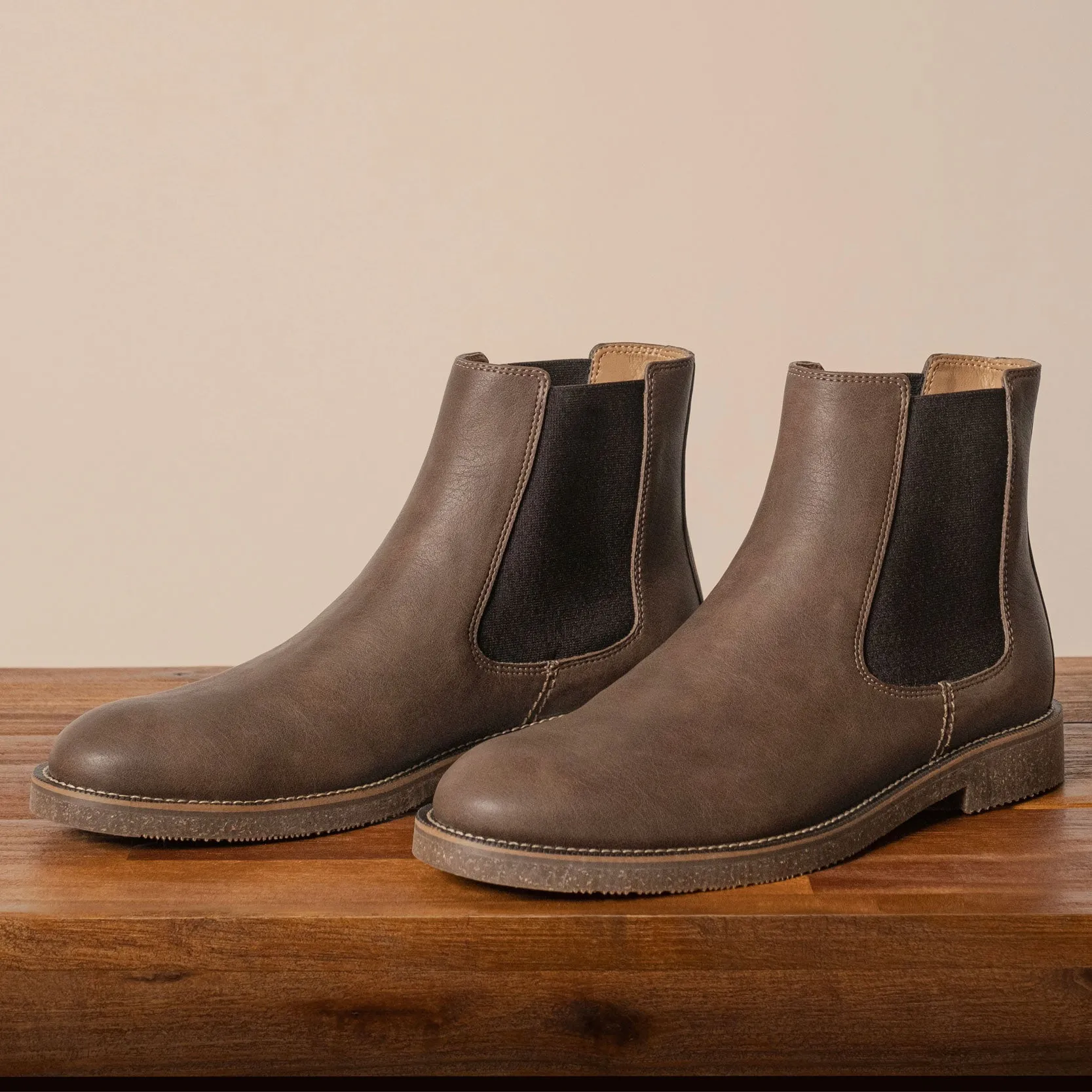 Novi - Mens Dress Chelsea Boot