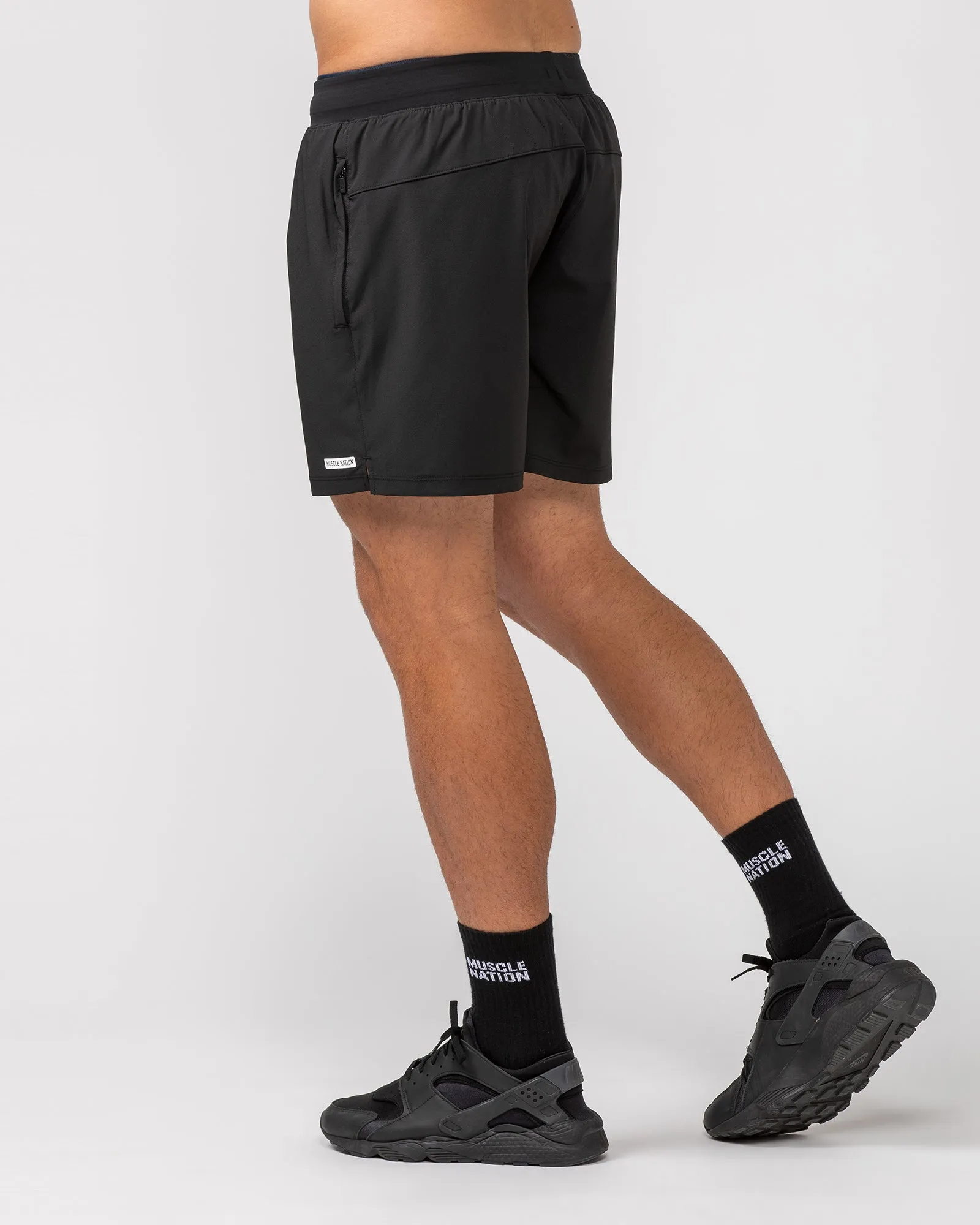 On Repeat Training 5" Shorts - Black