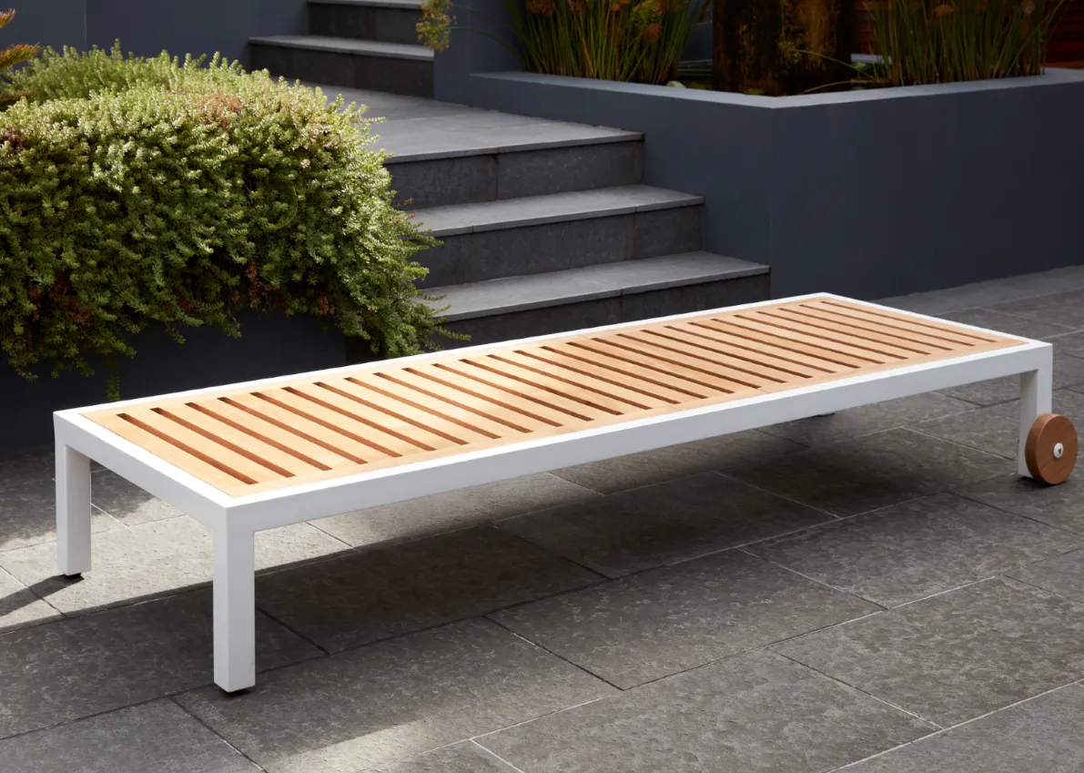 Outdoor Suzy Sunlounger