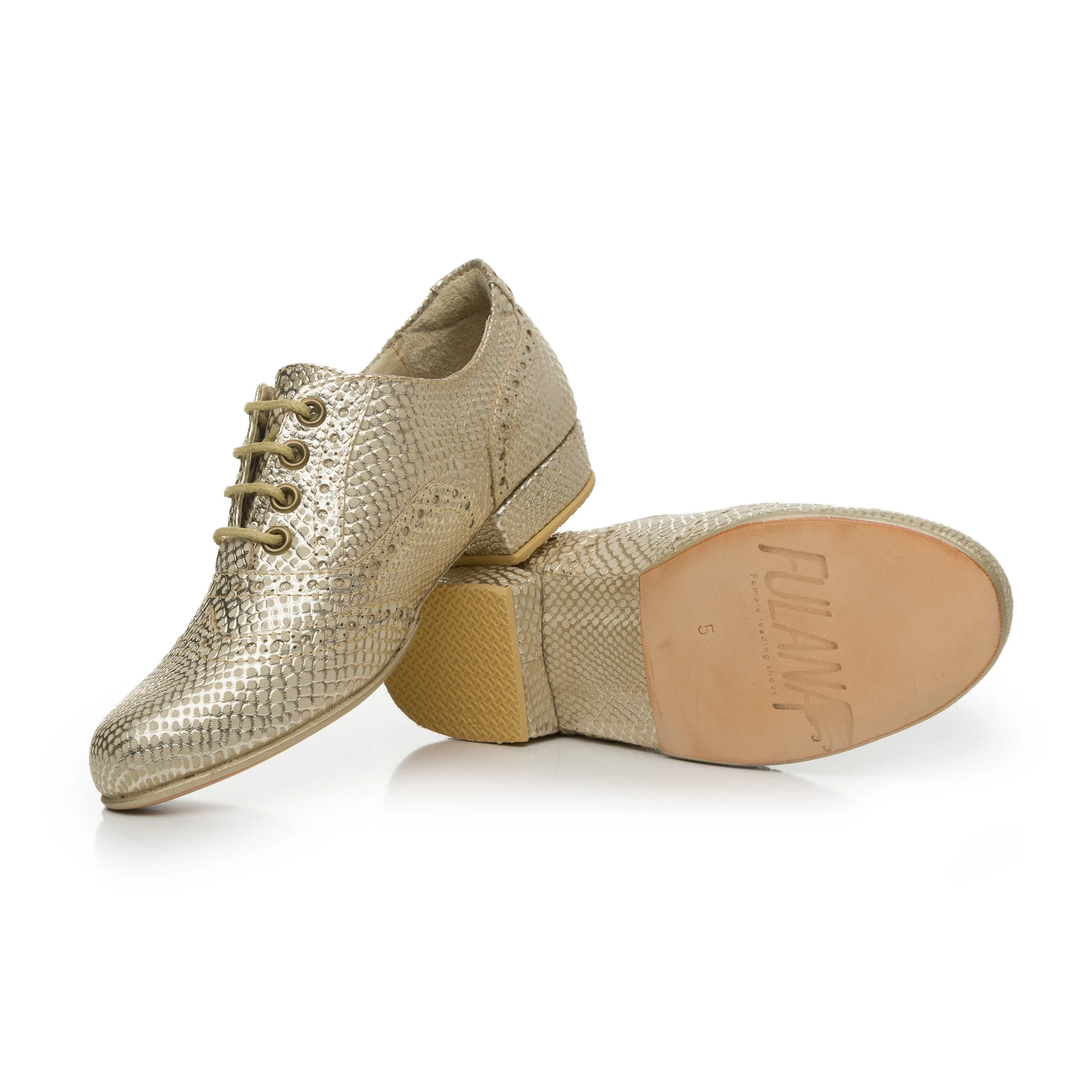 Oxford Curvy / Embossed Champagne