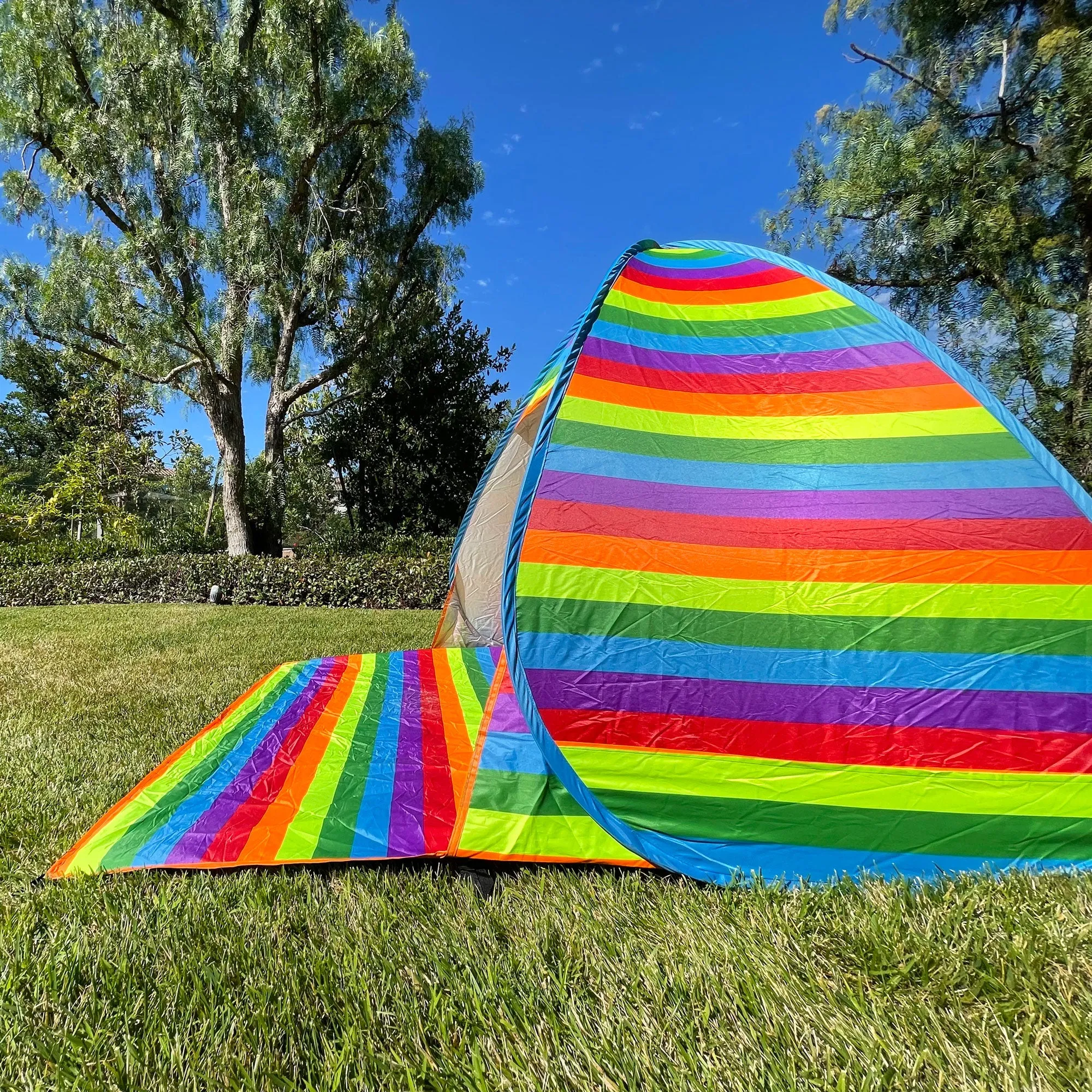 Portable Summer Beach Tent for 2, Lightweight, Round Shape, UPF 50  Sun Protection, Zipper Closure, Vestibule Utility, Sturdy Alloy Support, Durable Polyester Material